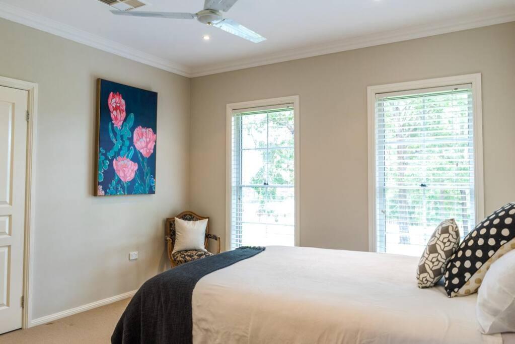 Woodland Retreat in Hunter Valley - dog friendly