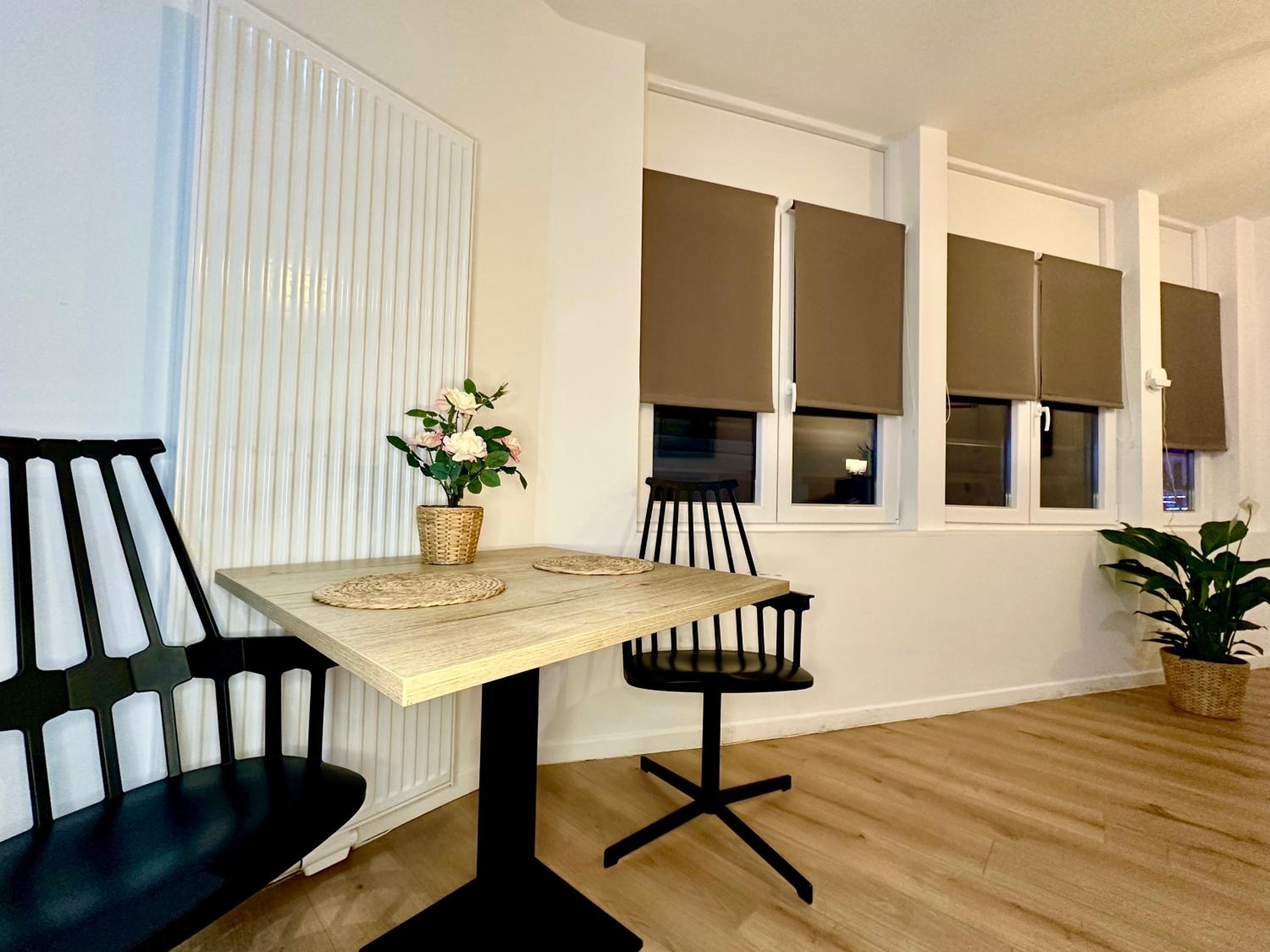 Luxury Suites Mons by Rikas Hotels