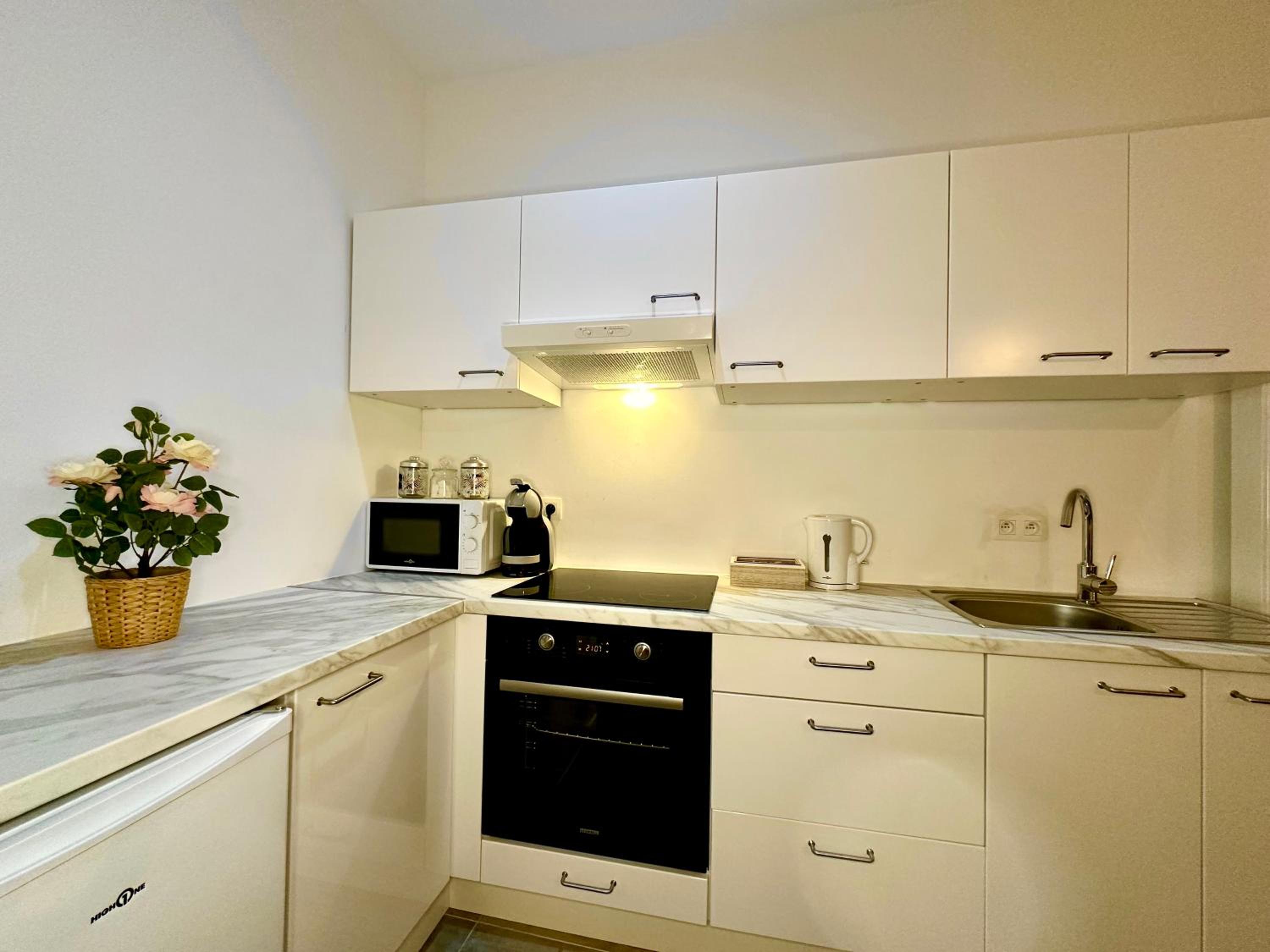 Luxury Suites Mons by Rikas Hotels