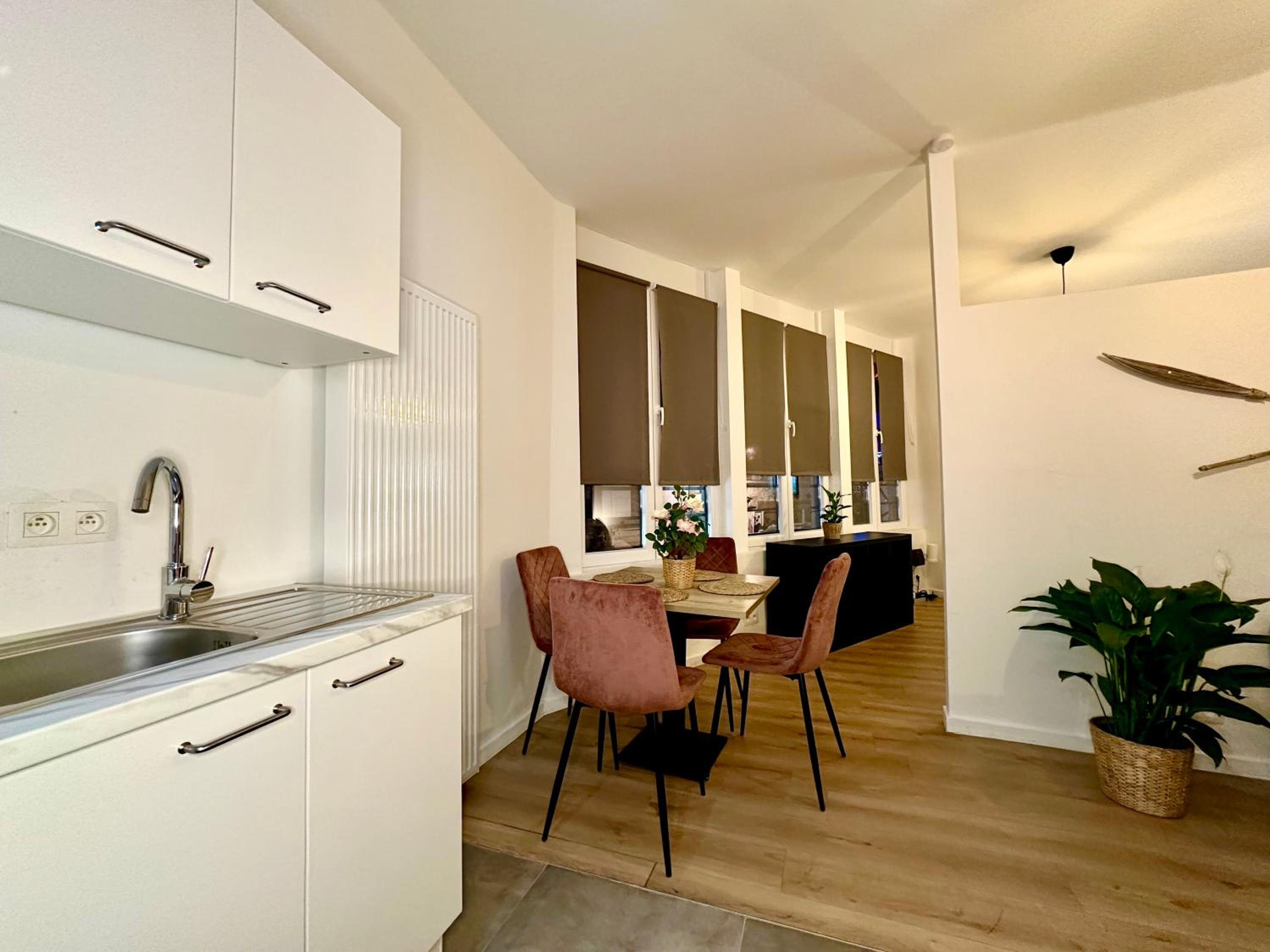 Luxury Suites Mons by Rikas Hotels