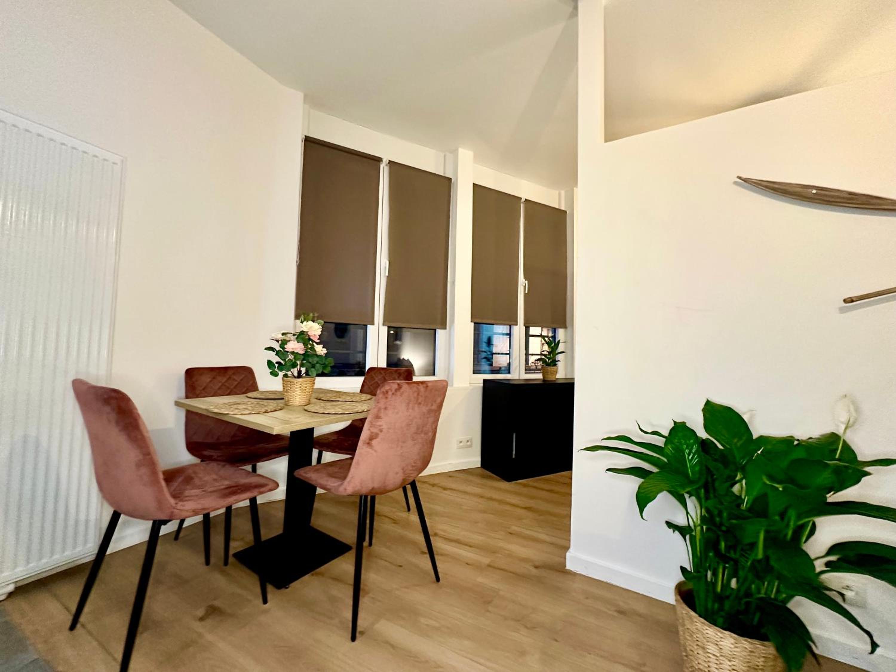 Luxury Suites Mons by Rikas Hotels