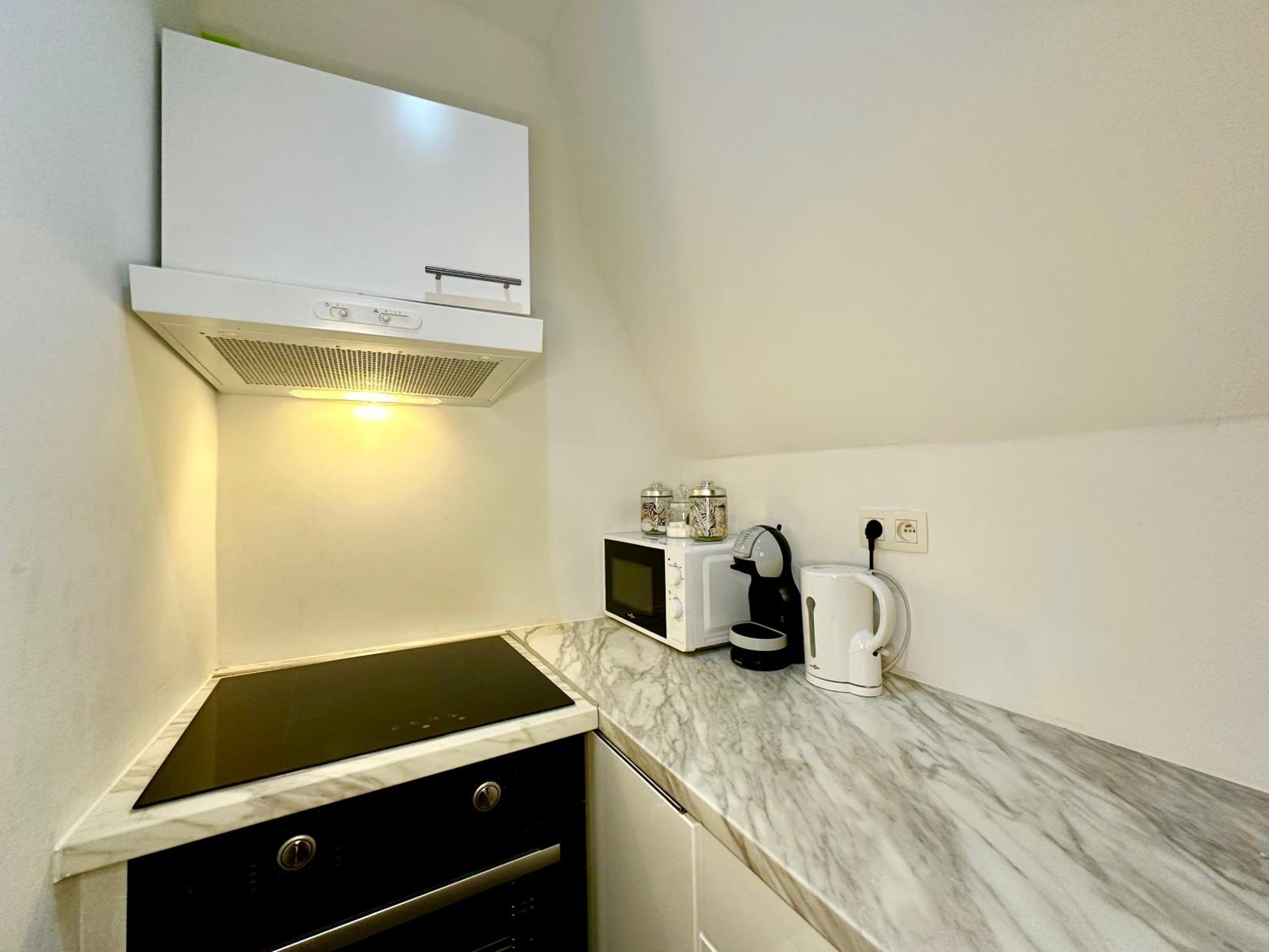 Luxury Suites Mons by Rikas Hotels