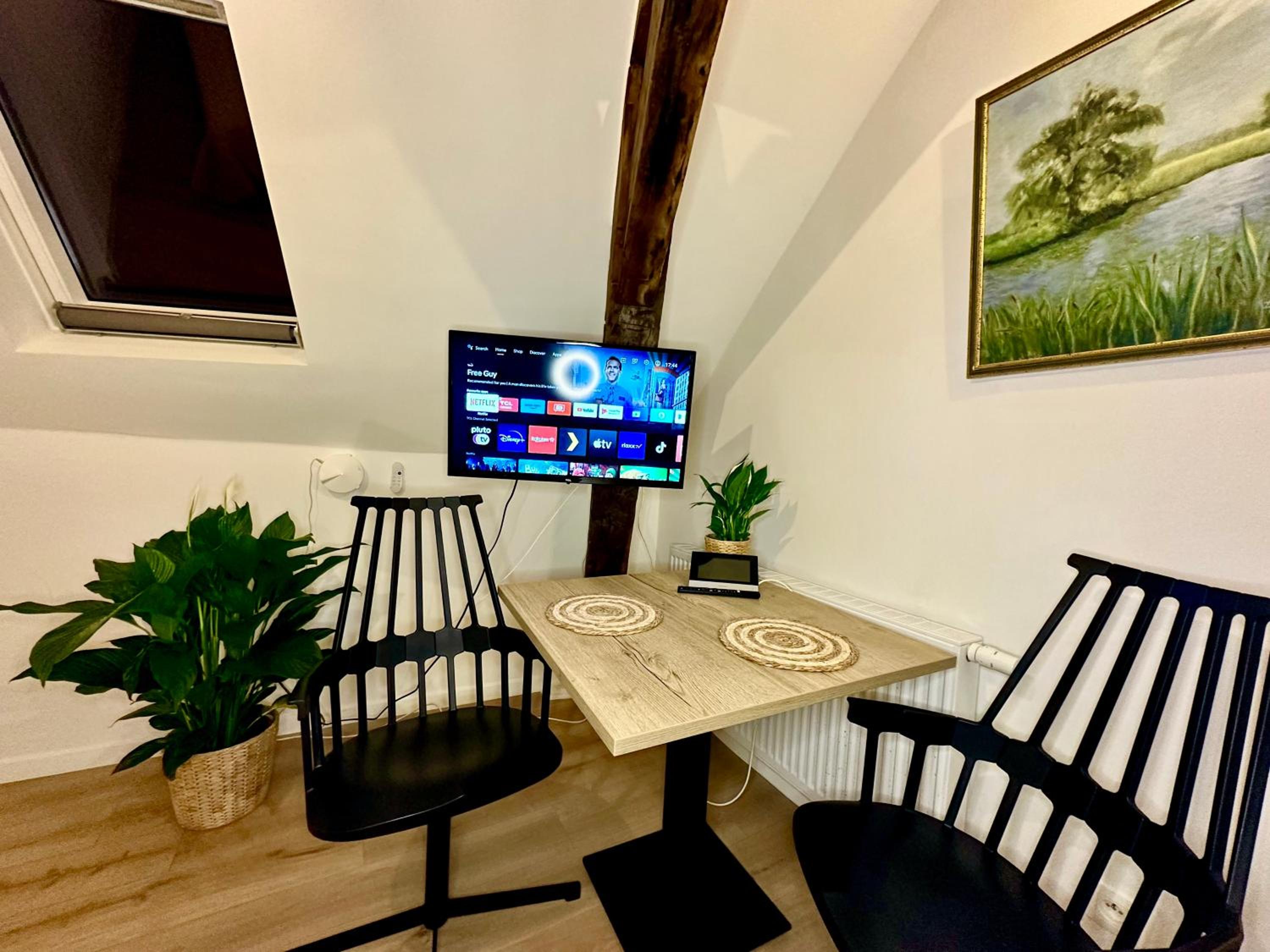 Luxury Suites Mons by Rikas Hotels