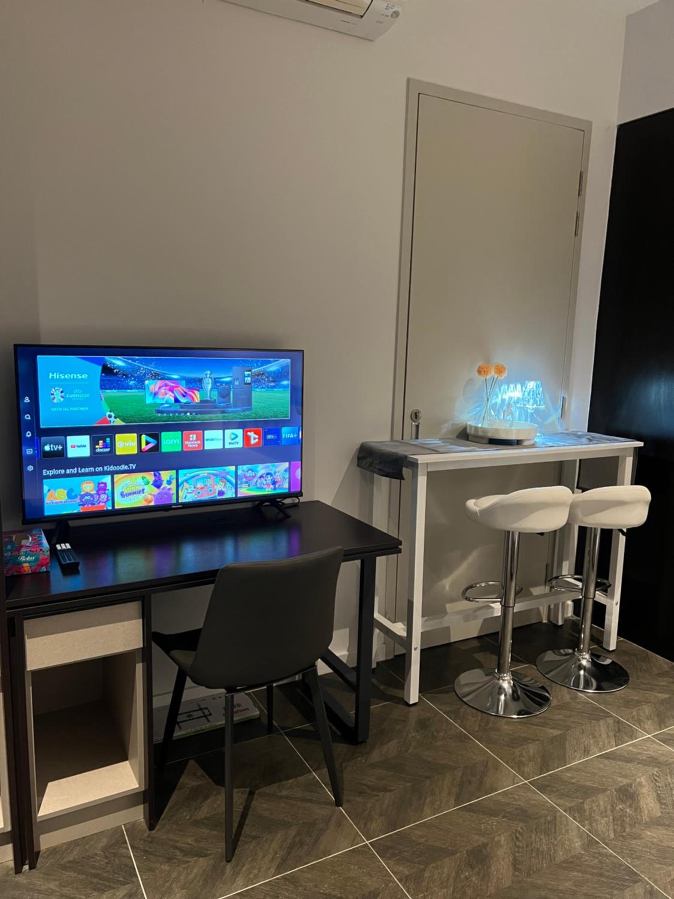 Scarletz Service Suite By CityBox