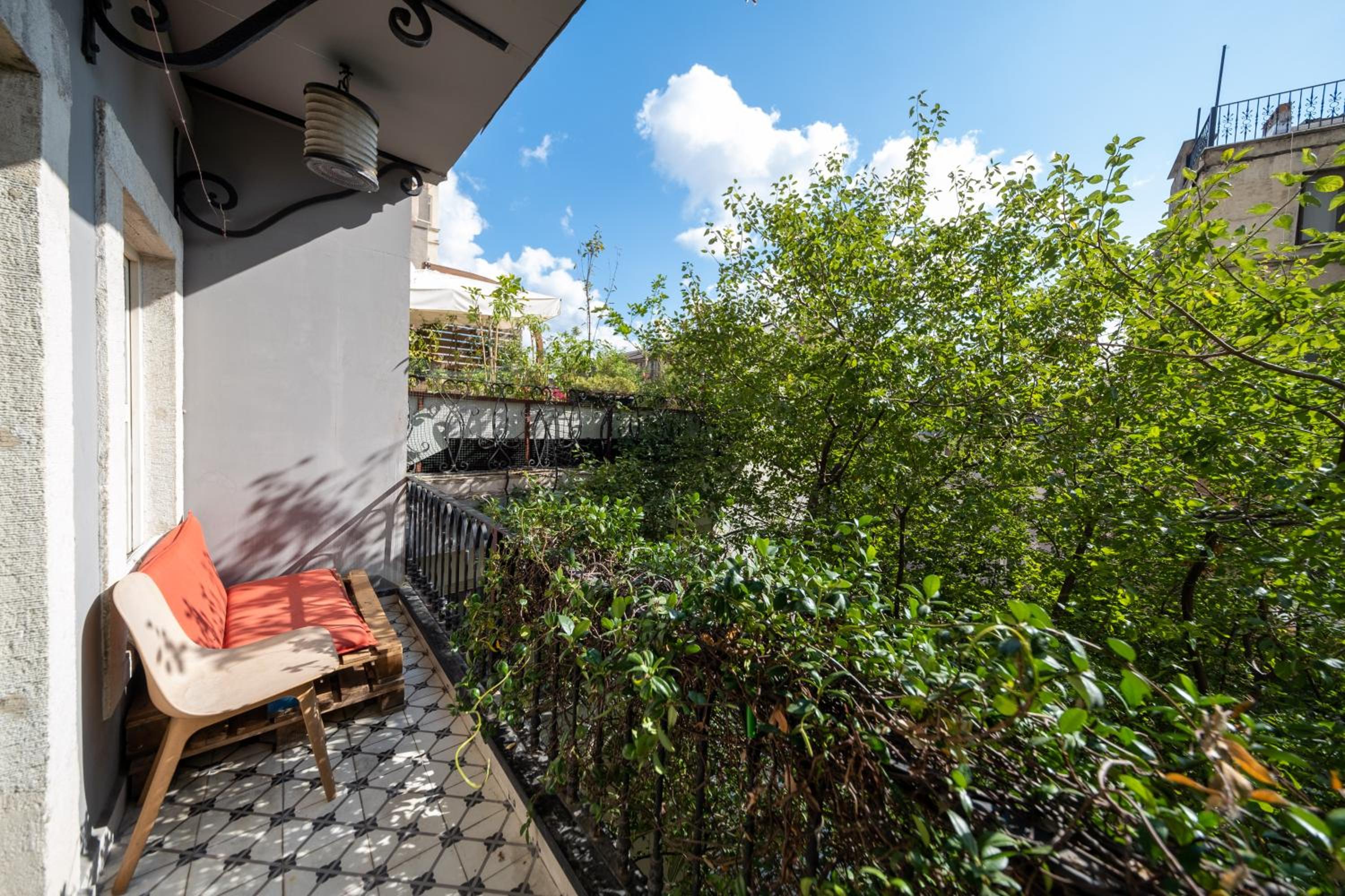 The Riviera Loft : Lovely 1BR w/ Stunning Terrace