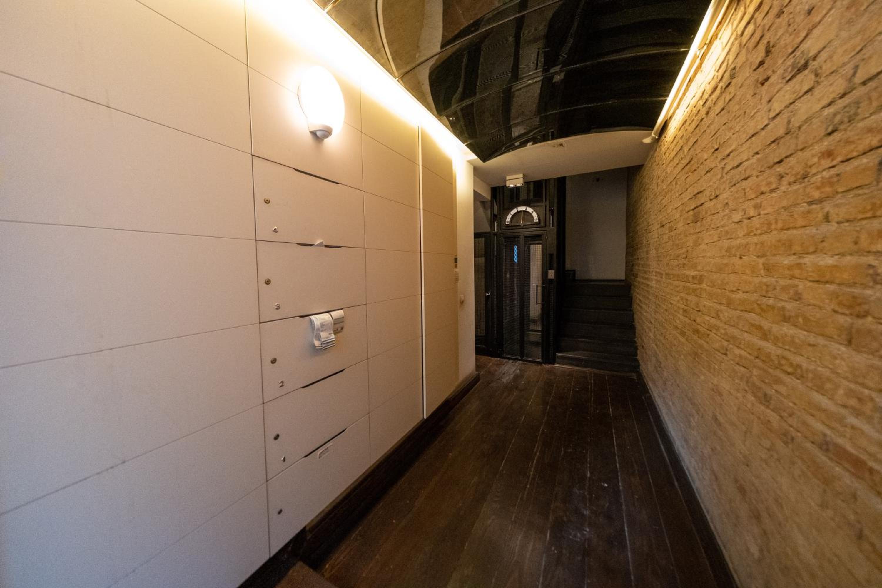 The Riviera Loft : Lovely 1BR w/ Stunning Terrace