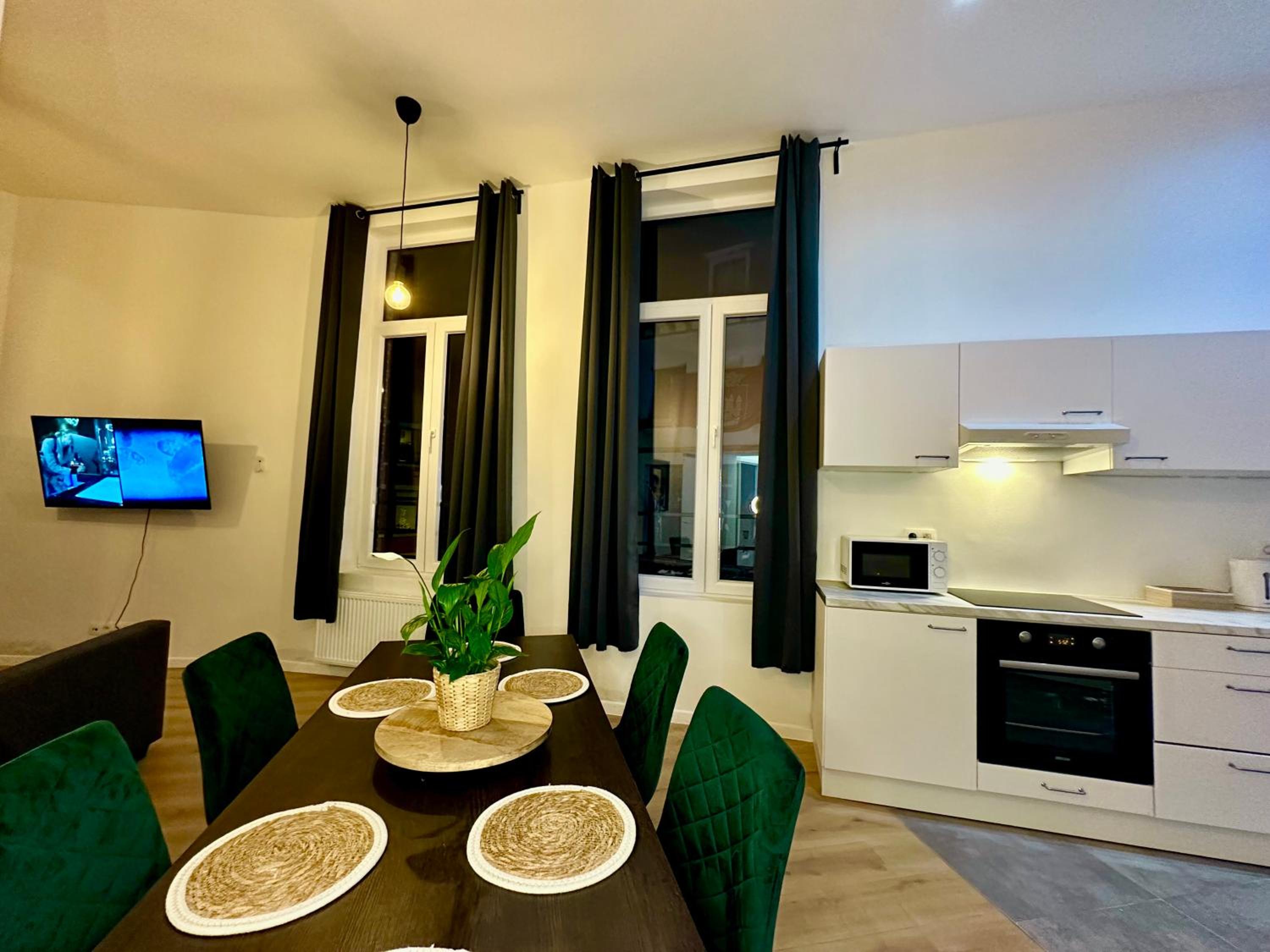 Luxury Suites Mons by Rikas Hotels