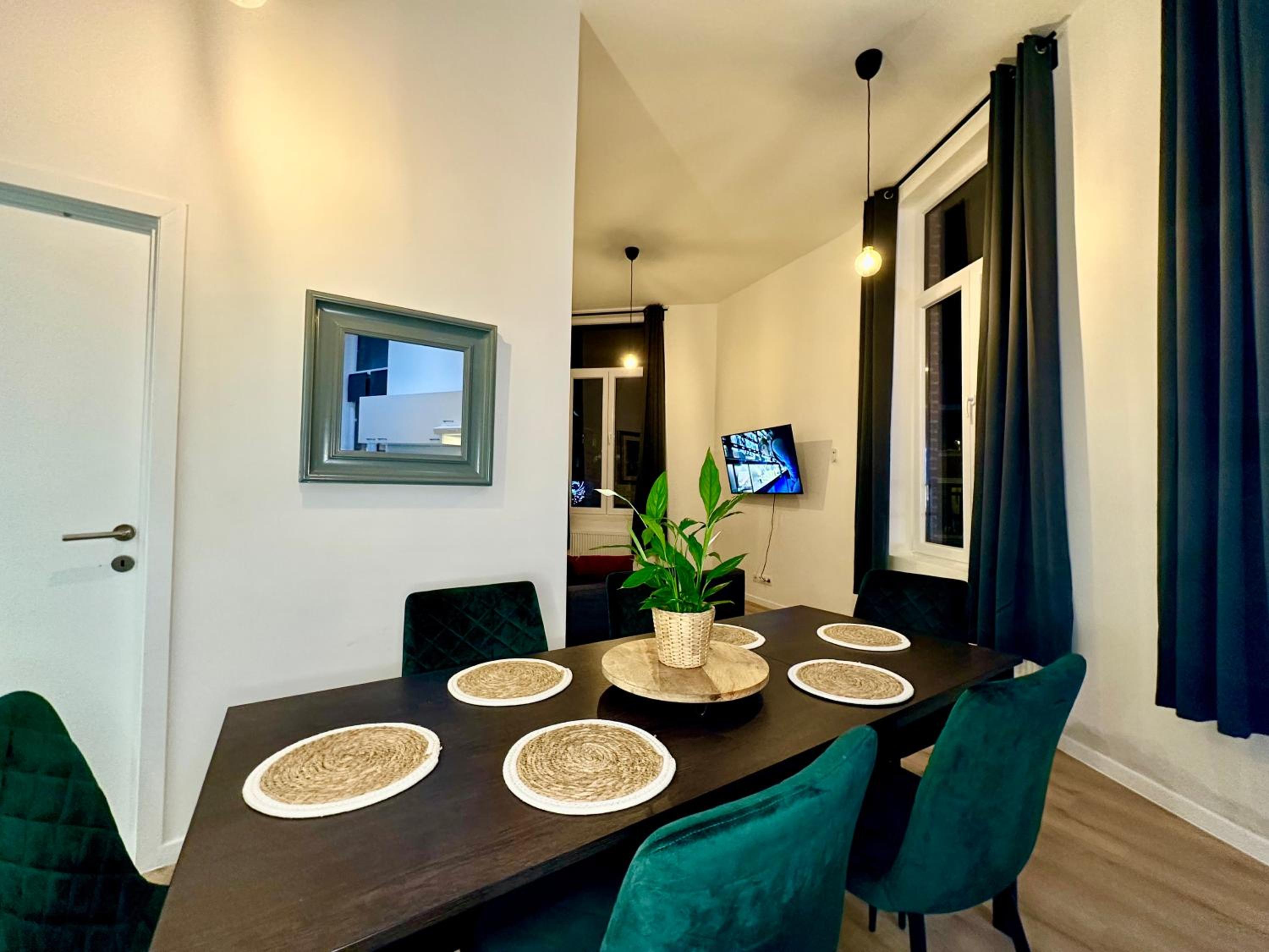 Luxury Suites Mons by Rikas Hotels