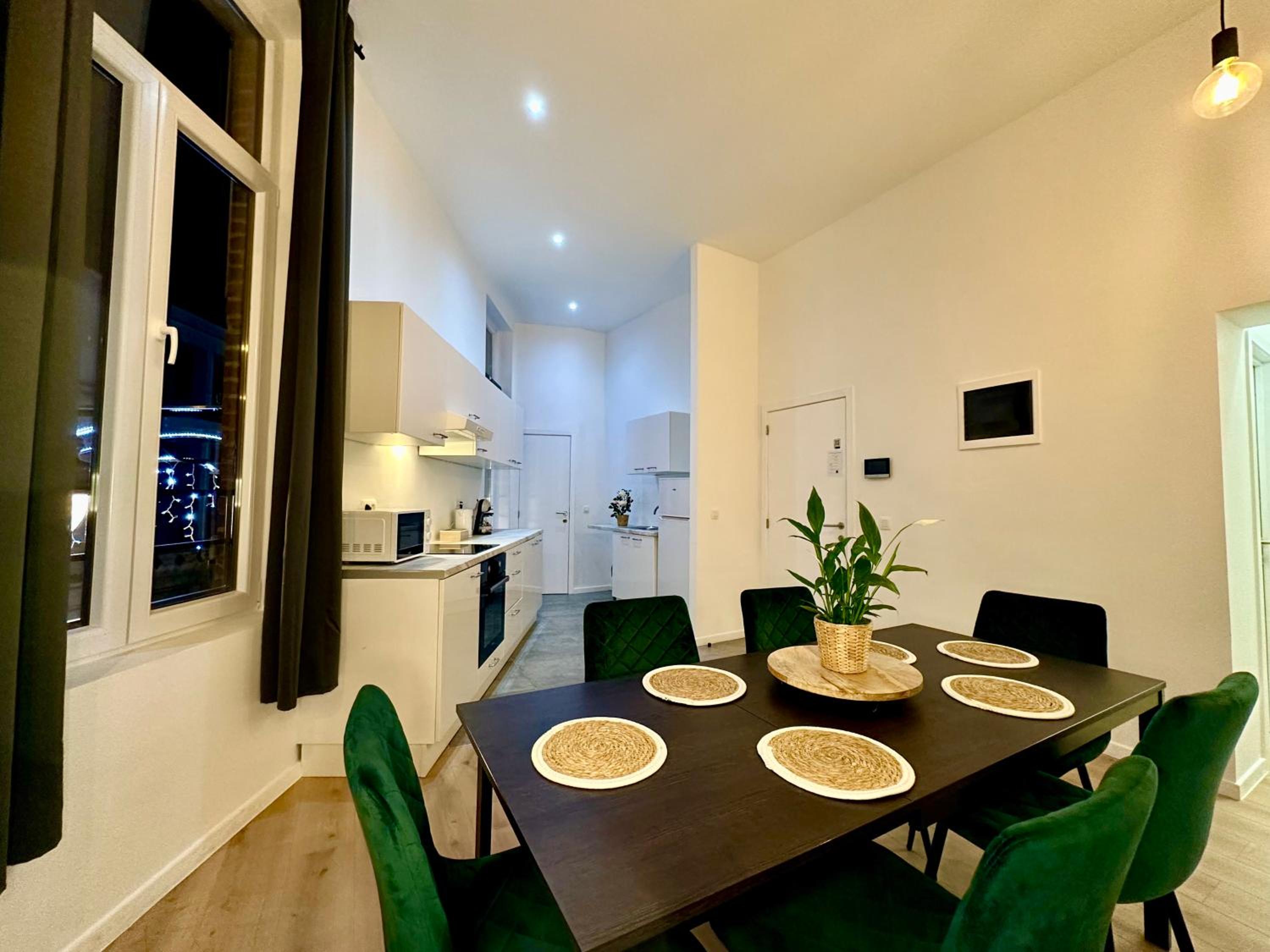 Luxury Suites Mons by Rikas Hotels