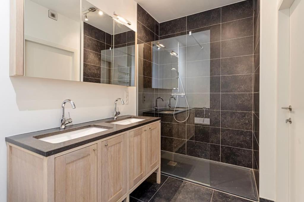 Ruim en modern appartement ideaal gelegen tussen zee en jachthaven