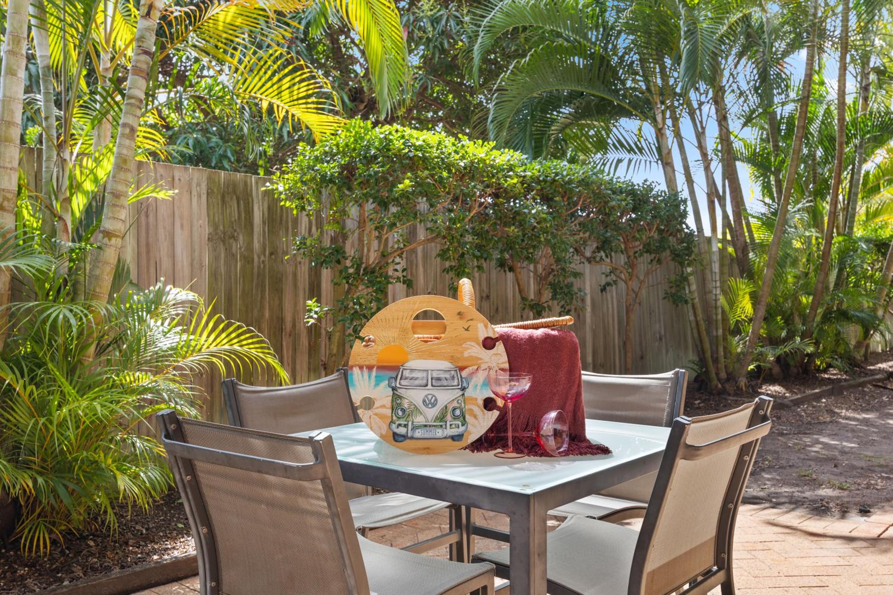 Family Friendly Apartment - 1 Minute Walk To Beach