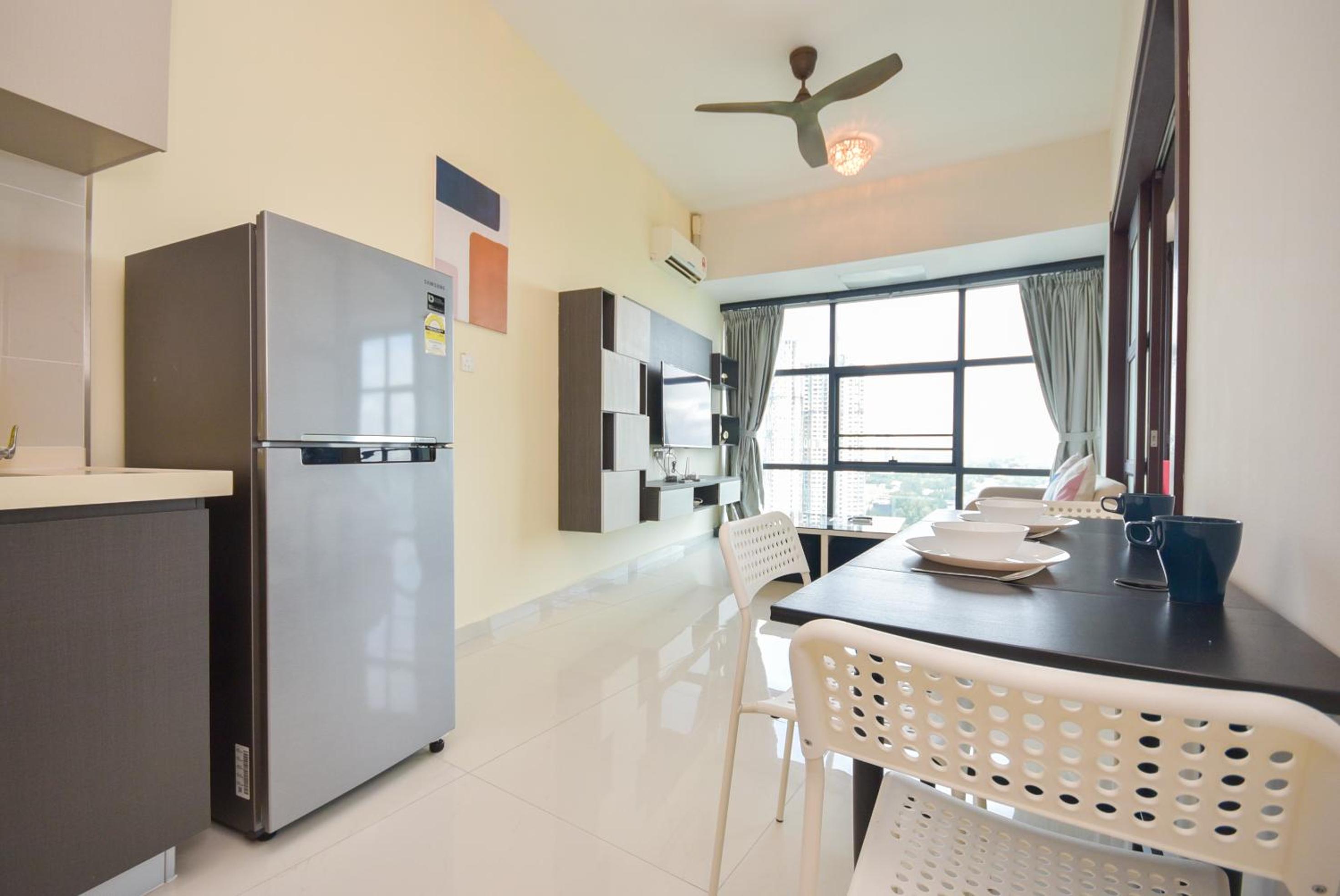 Country Garden Seaview Suite by Nest Home at Danga Bay