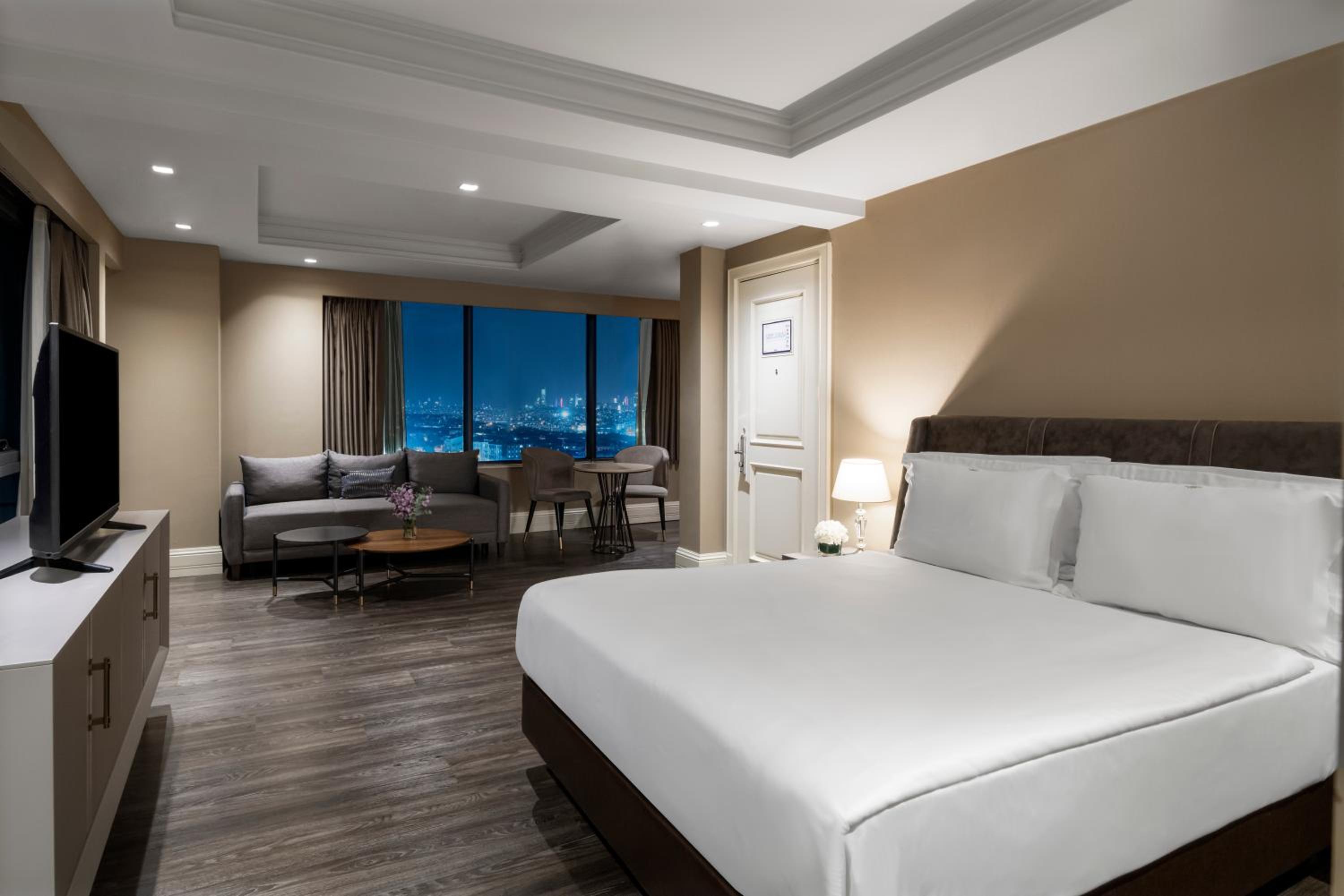 Windsor Hotel & Convention Center Istanbul - Image 5