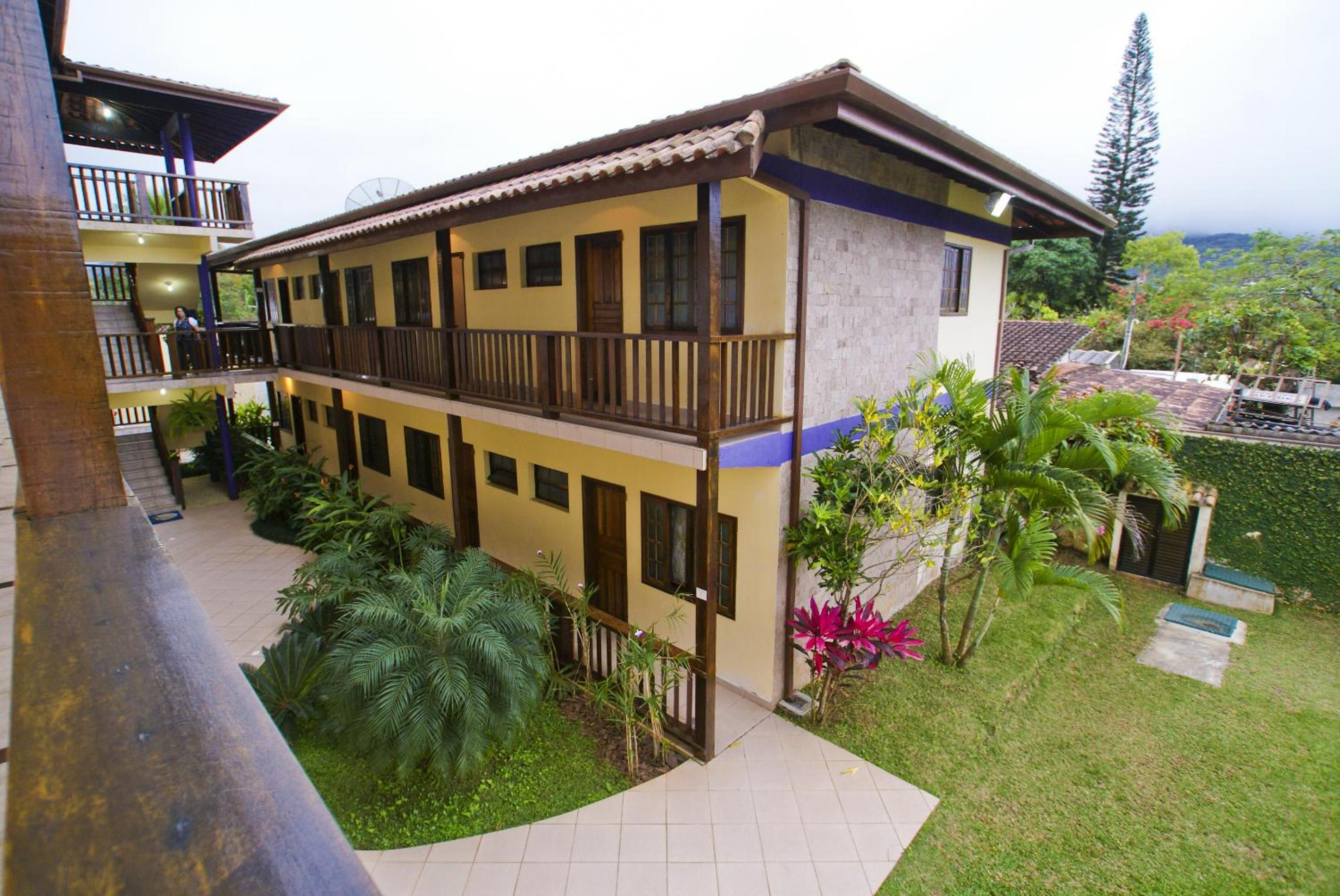 Velas Chalés view 2