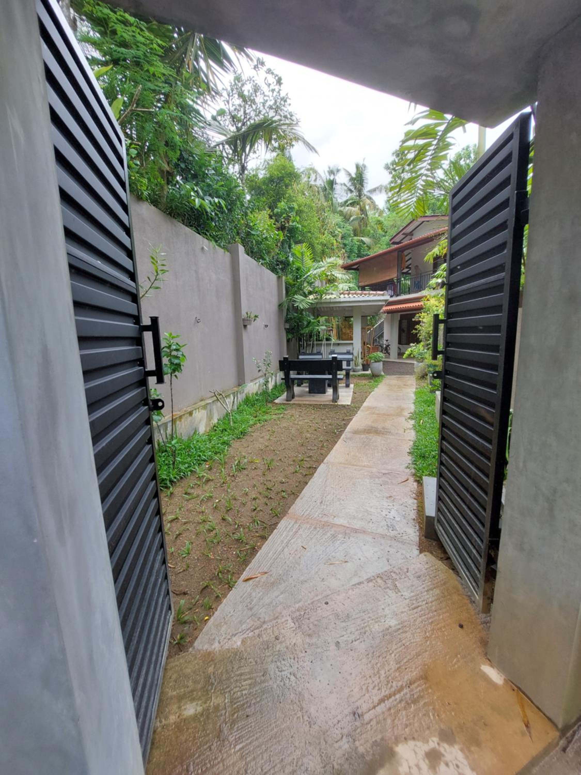 Sudu Guest view 2