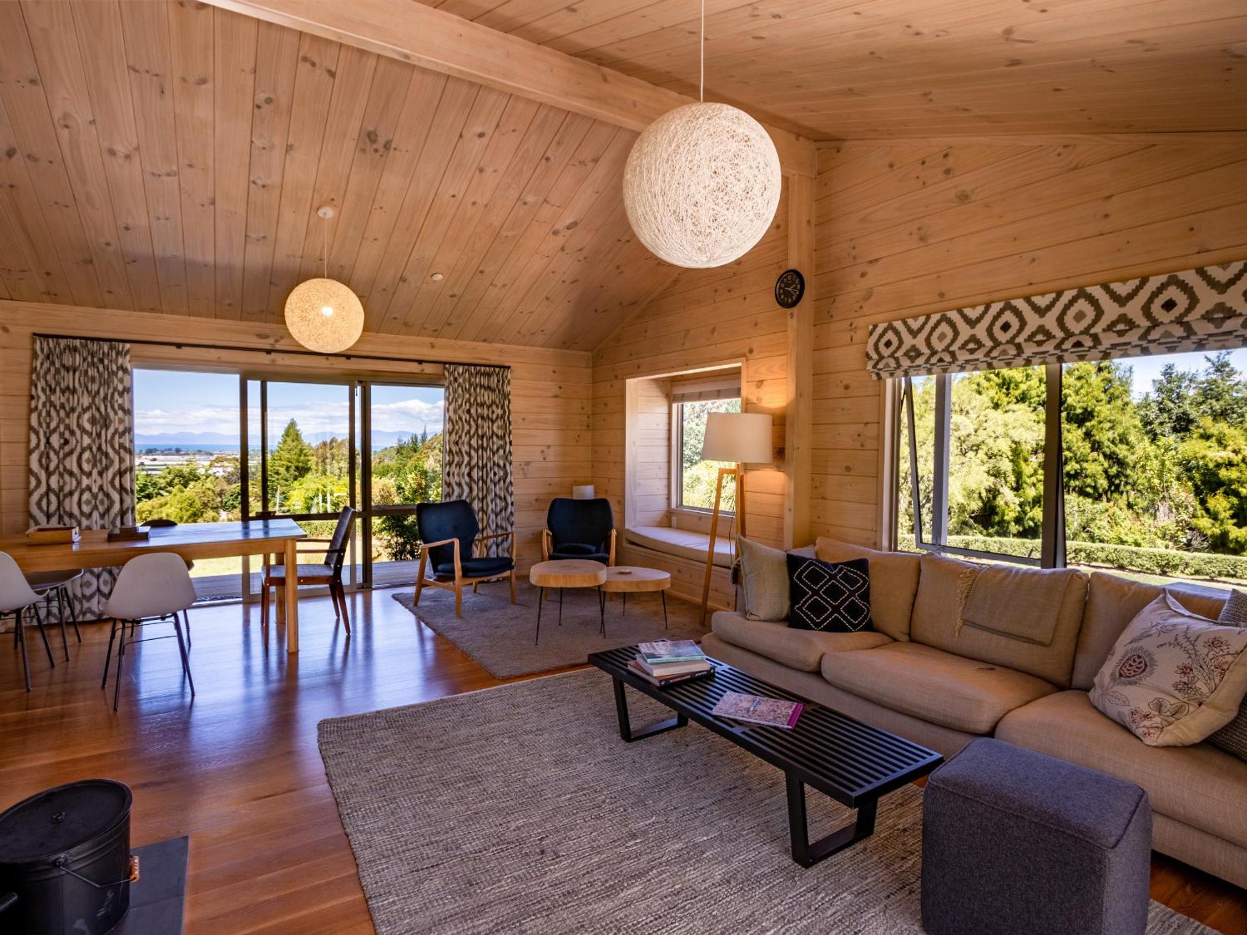 Paddock House - Motueka Holiday Home view 3