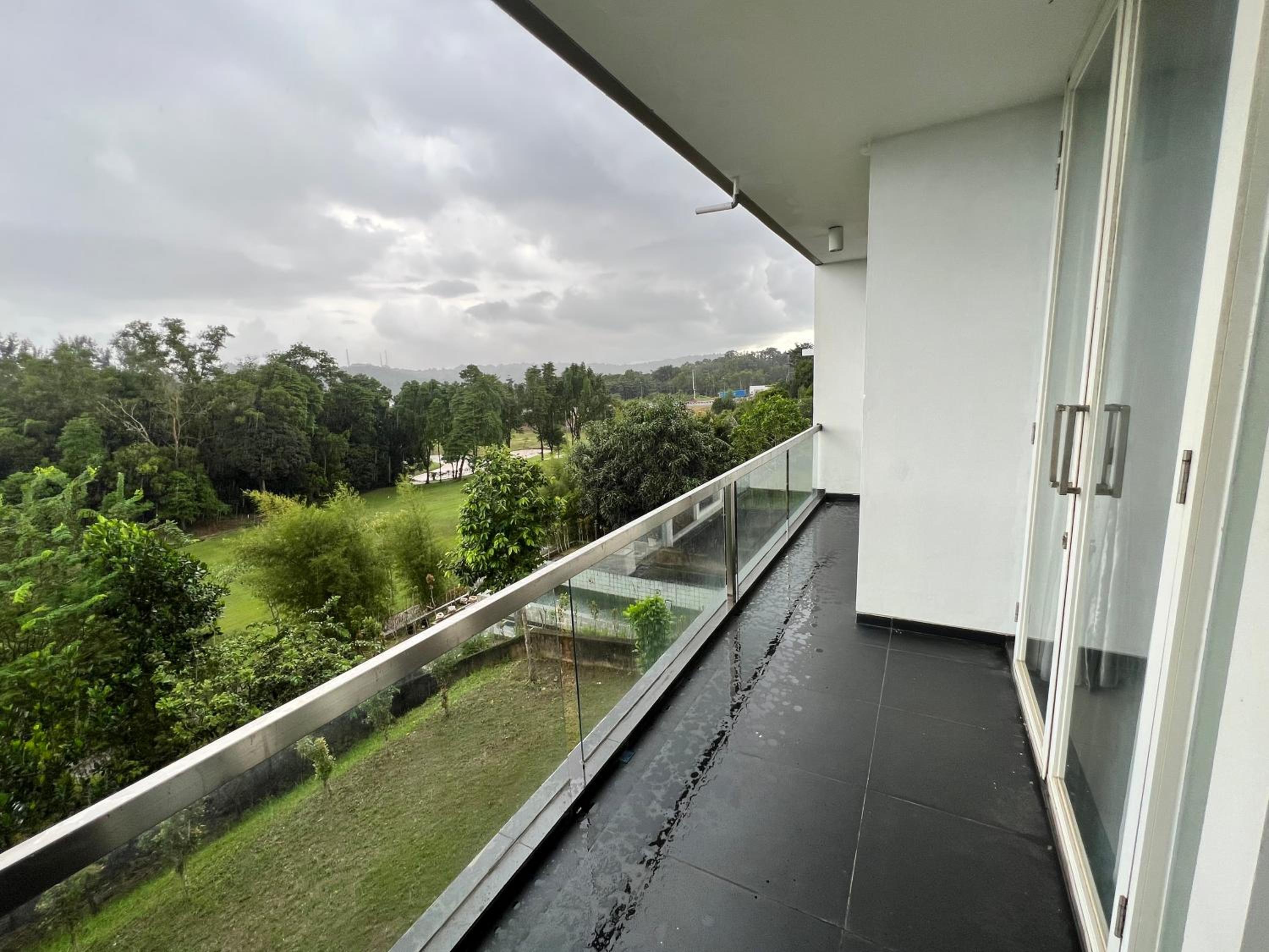 MODERN VILLA @ GRAND SUMMIT SOUTHLINK view 4