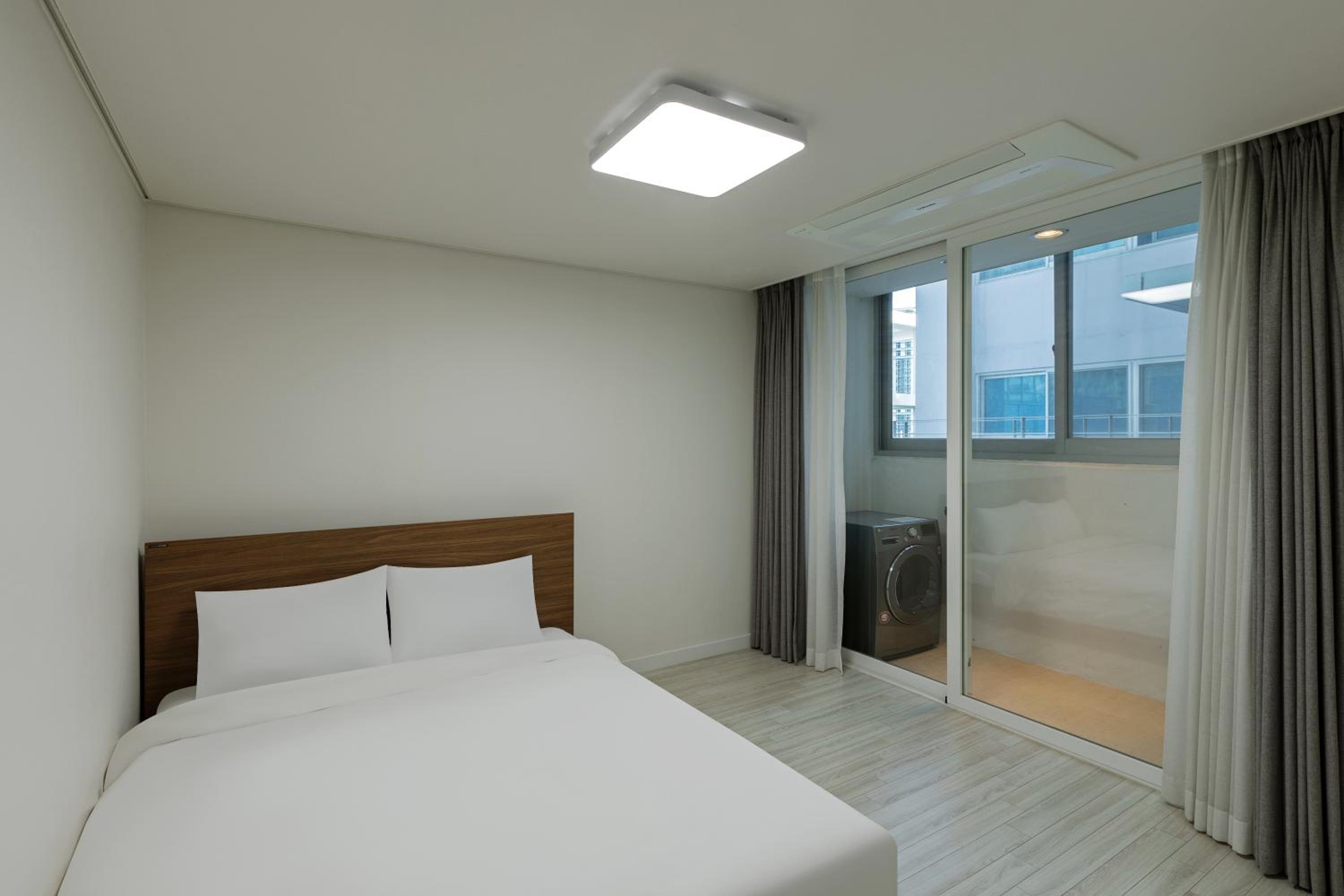 Pale De Cz Condo