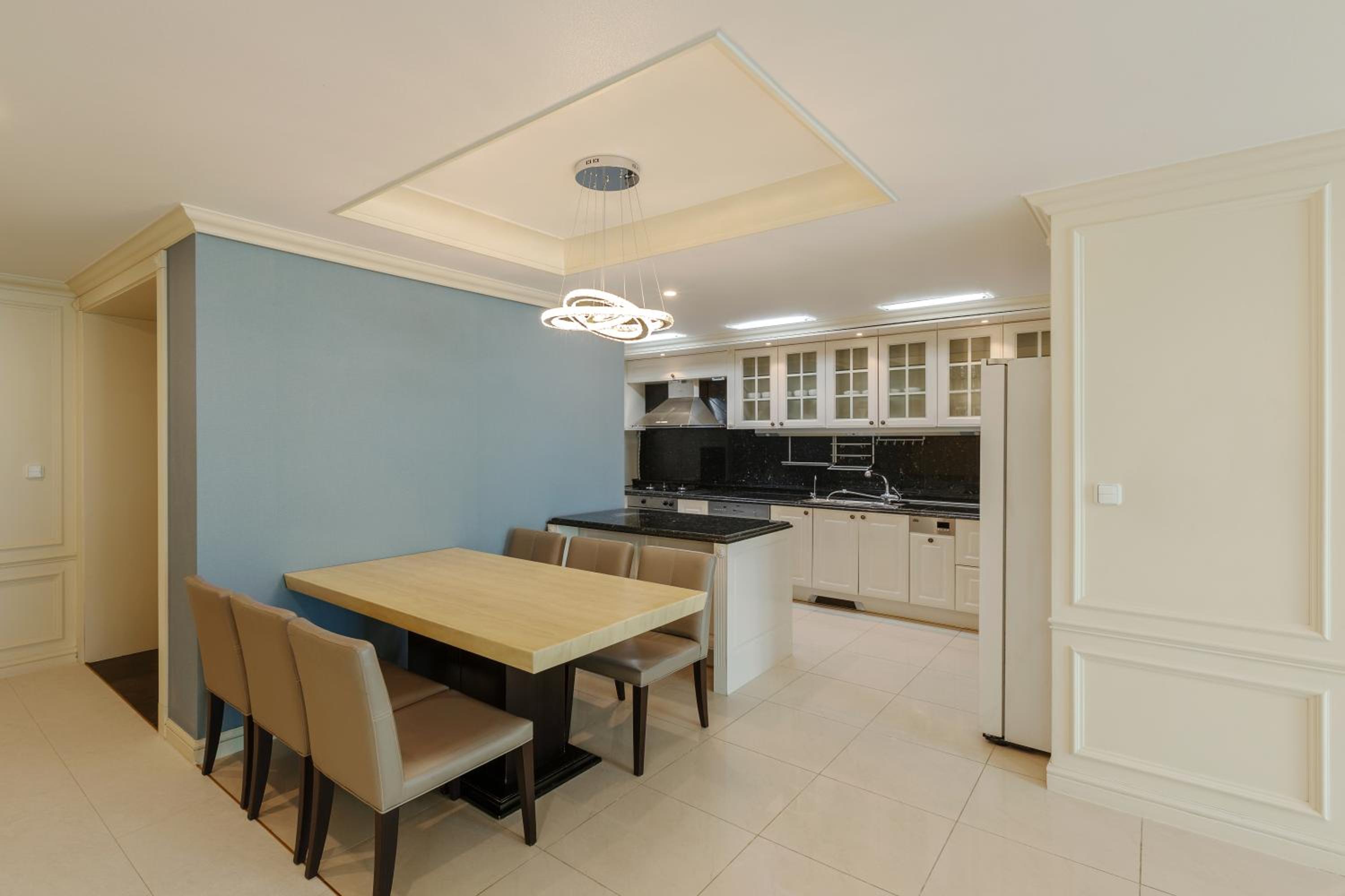 Pale De Cz Condo