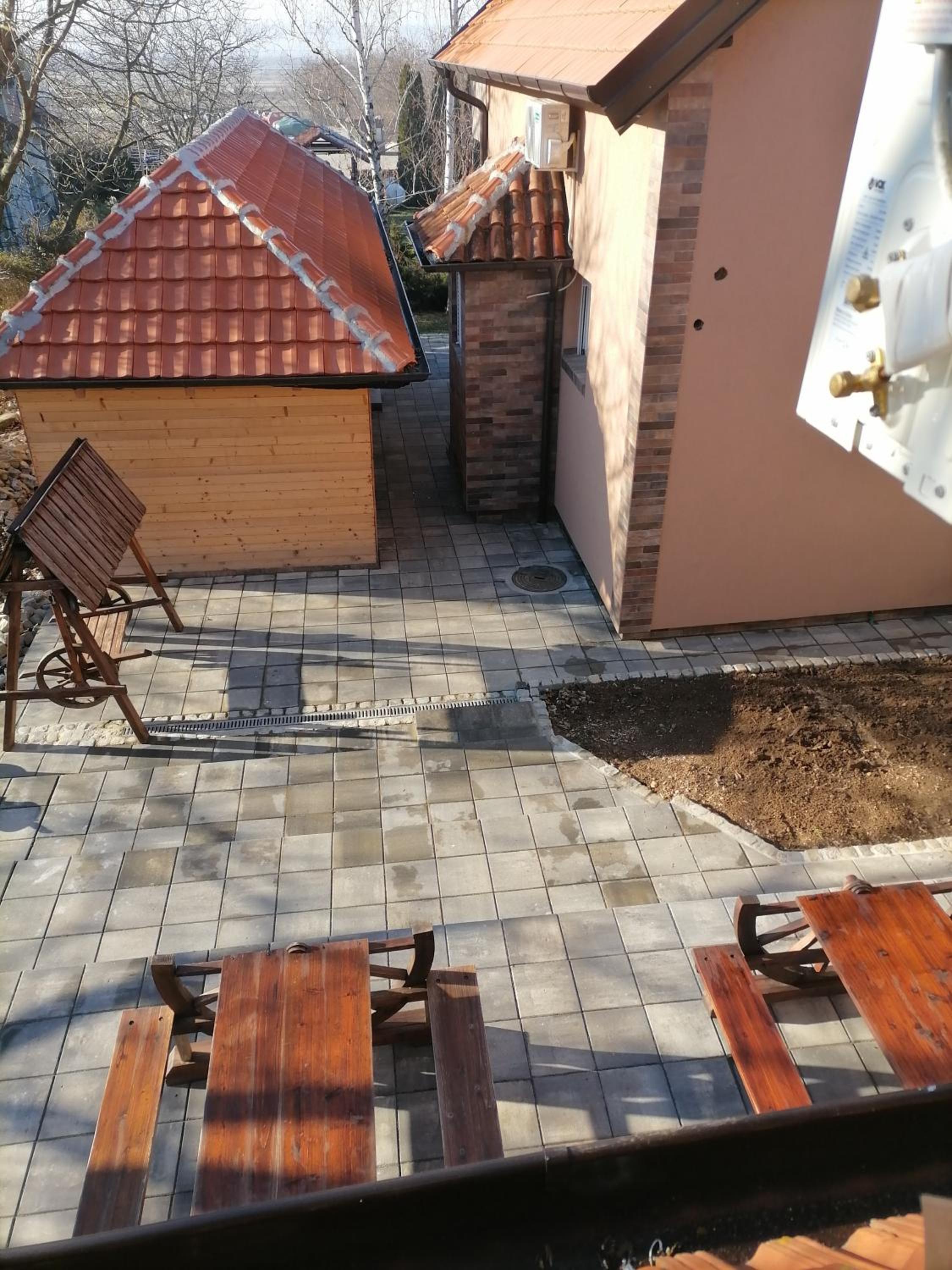Photo 43