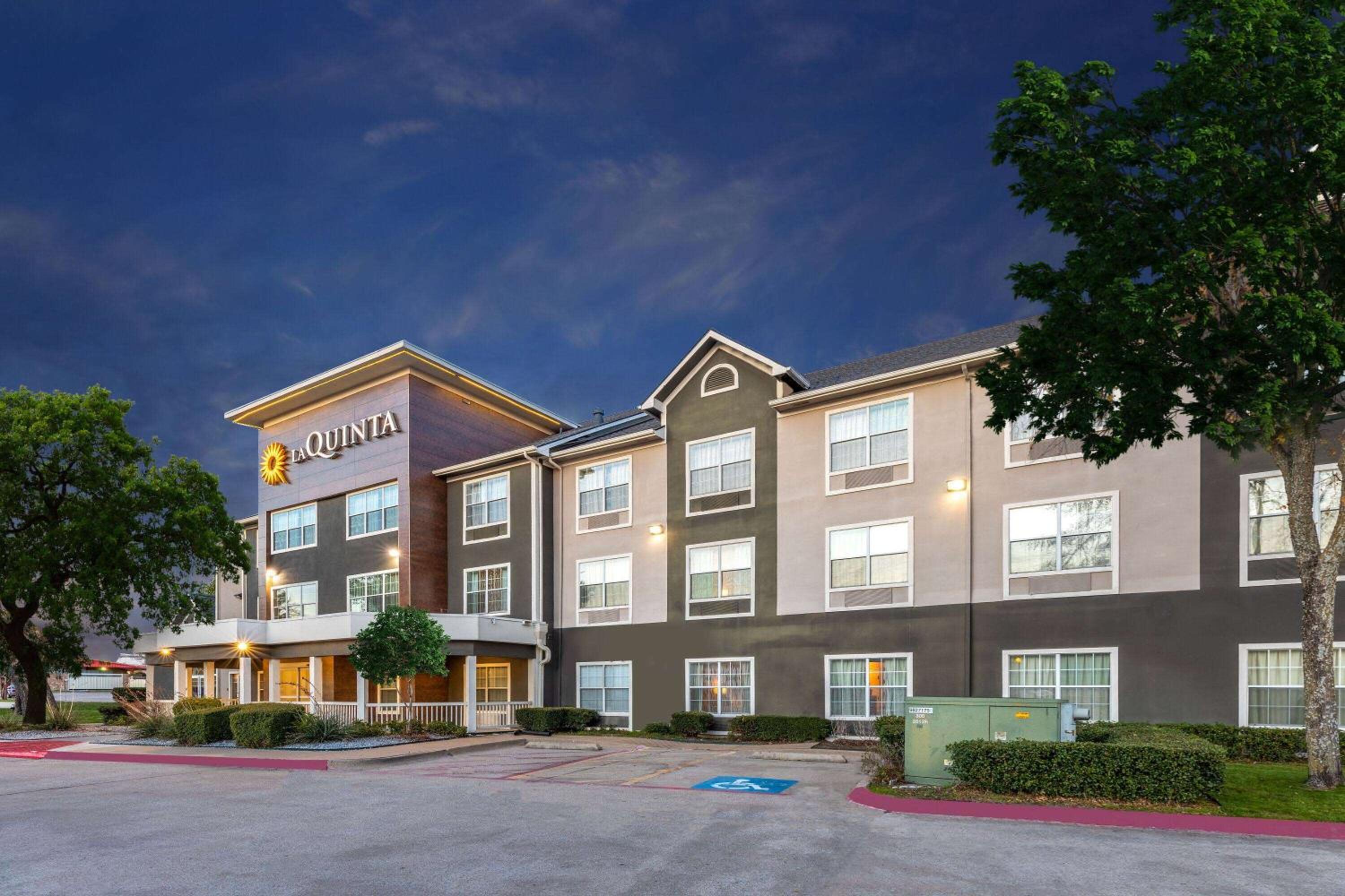 Dallas / Fort Worth Vacations - La Quinta by Wyndham Rockwall - Property Image 3