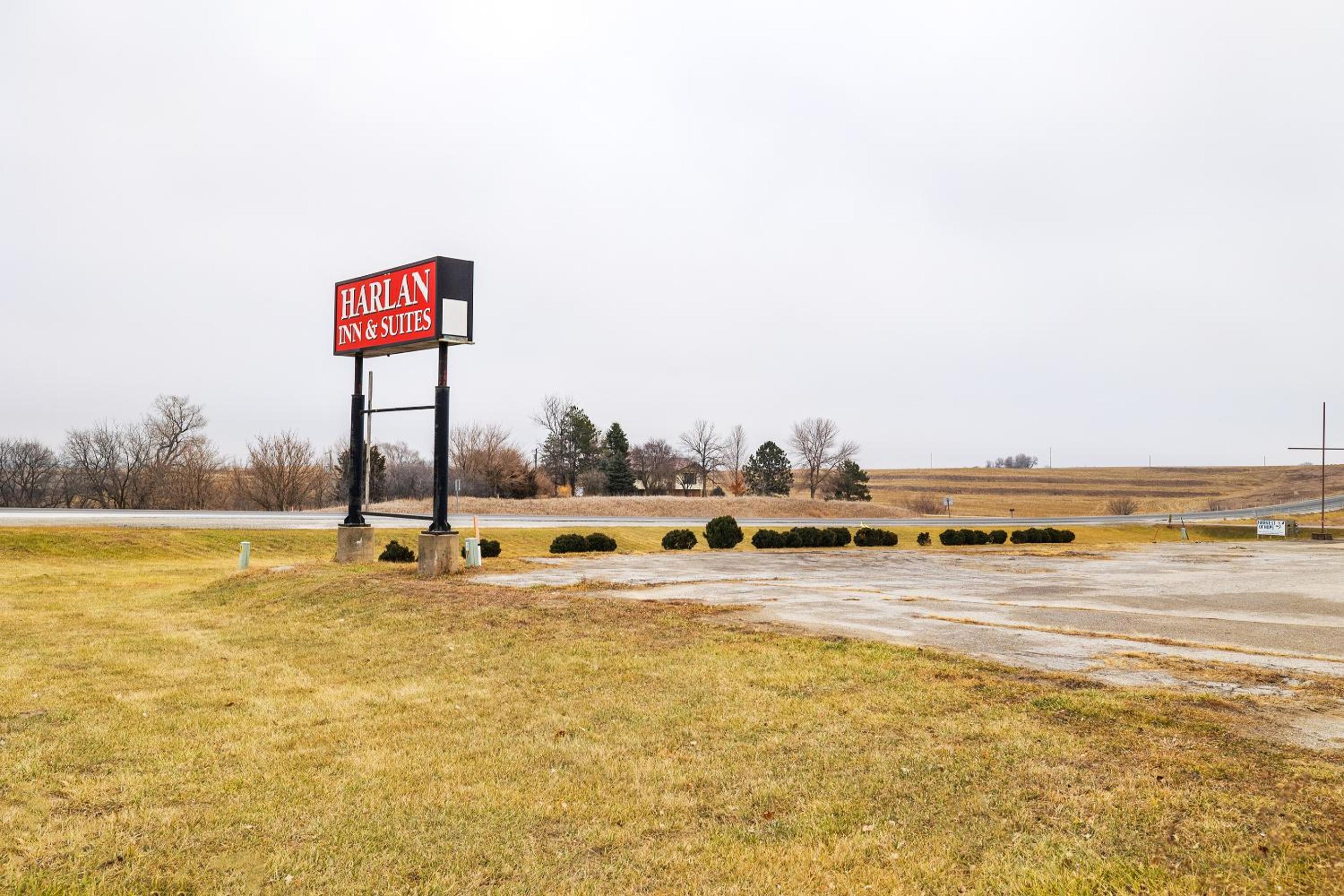 Harlan Inn and Suites By OYO Harlan - Property Image 44