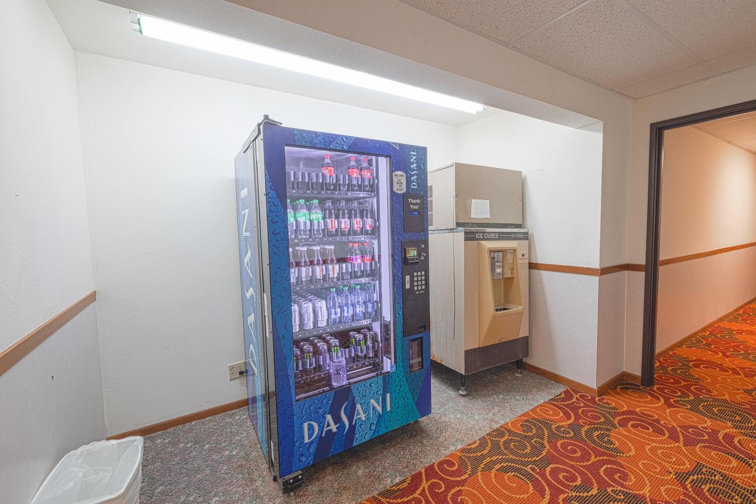 Harlan Inn and Suites By OYO Harlan - Property Image 55