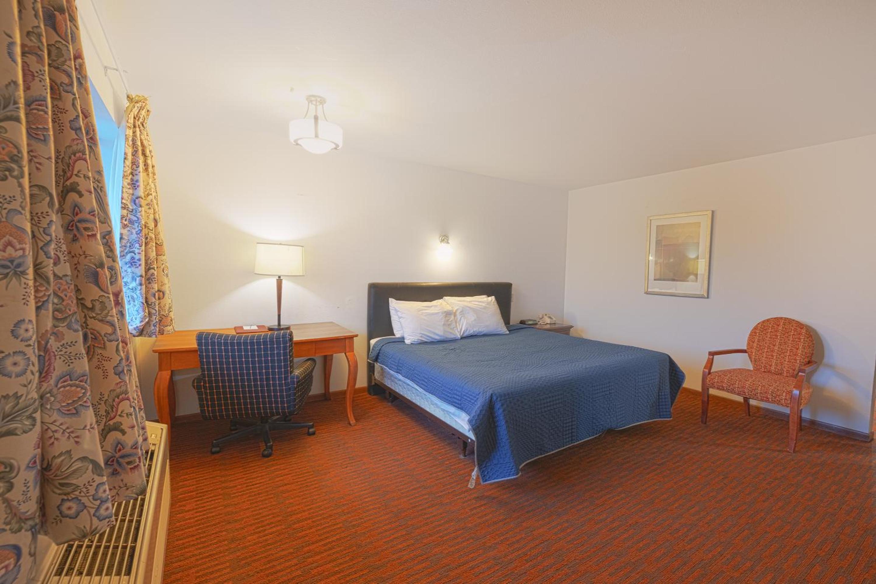 Harlan Inn and Suites By OYO Harlan - Property Image 24