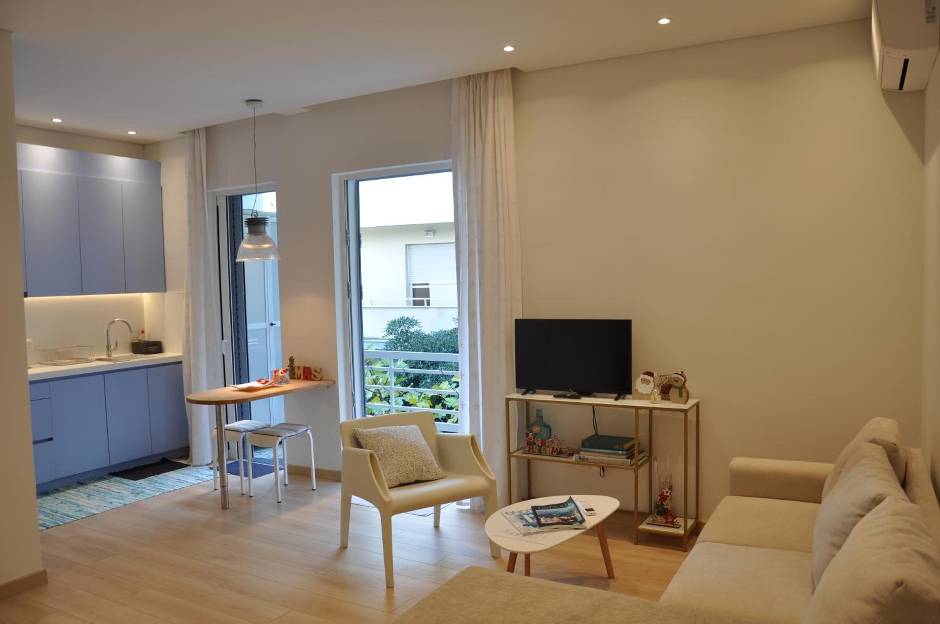Athens Sea Front Apartment, Varkiza view 4