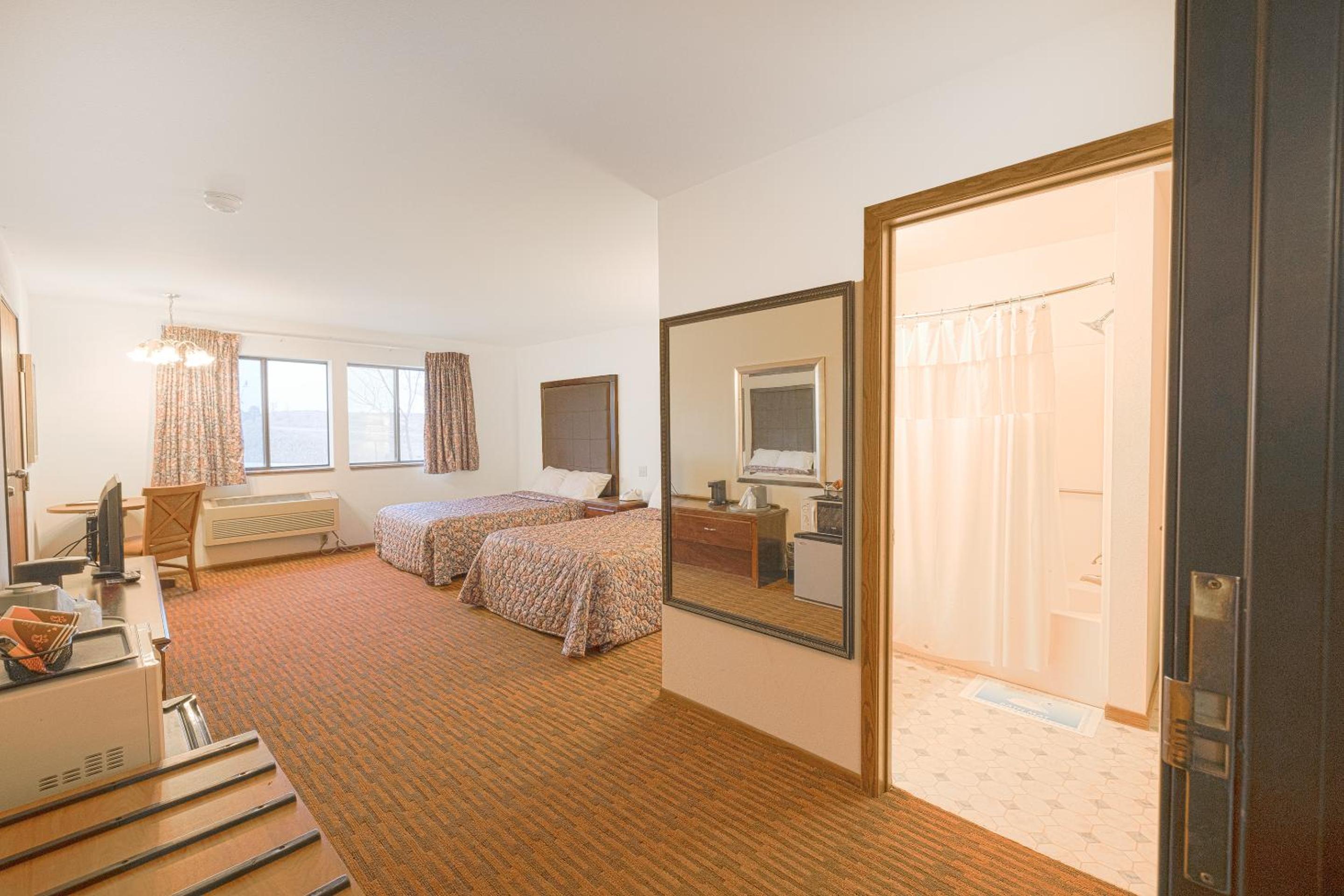 Harlan Inn and Suites By OYO Harlan - Property Image 12