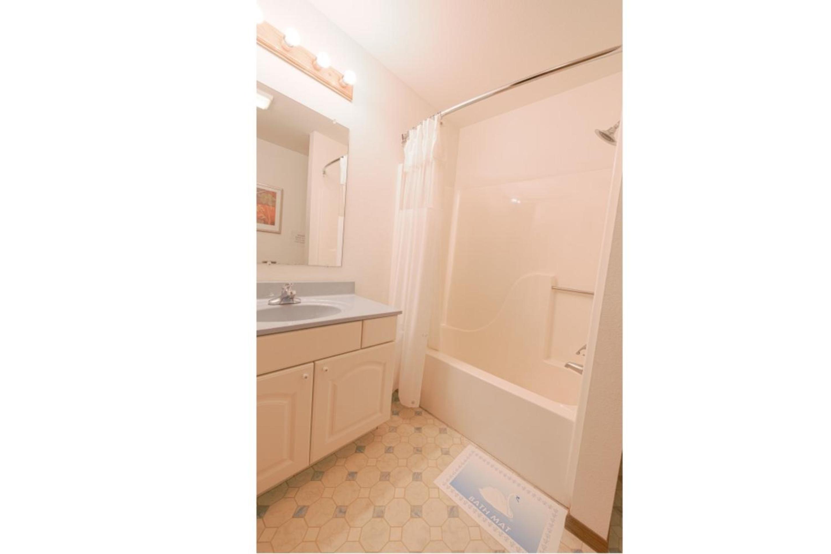 Harlan Inn and Suites By OYO Harlan - Property Image 31