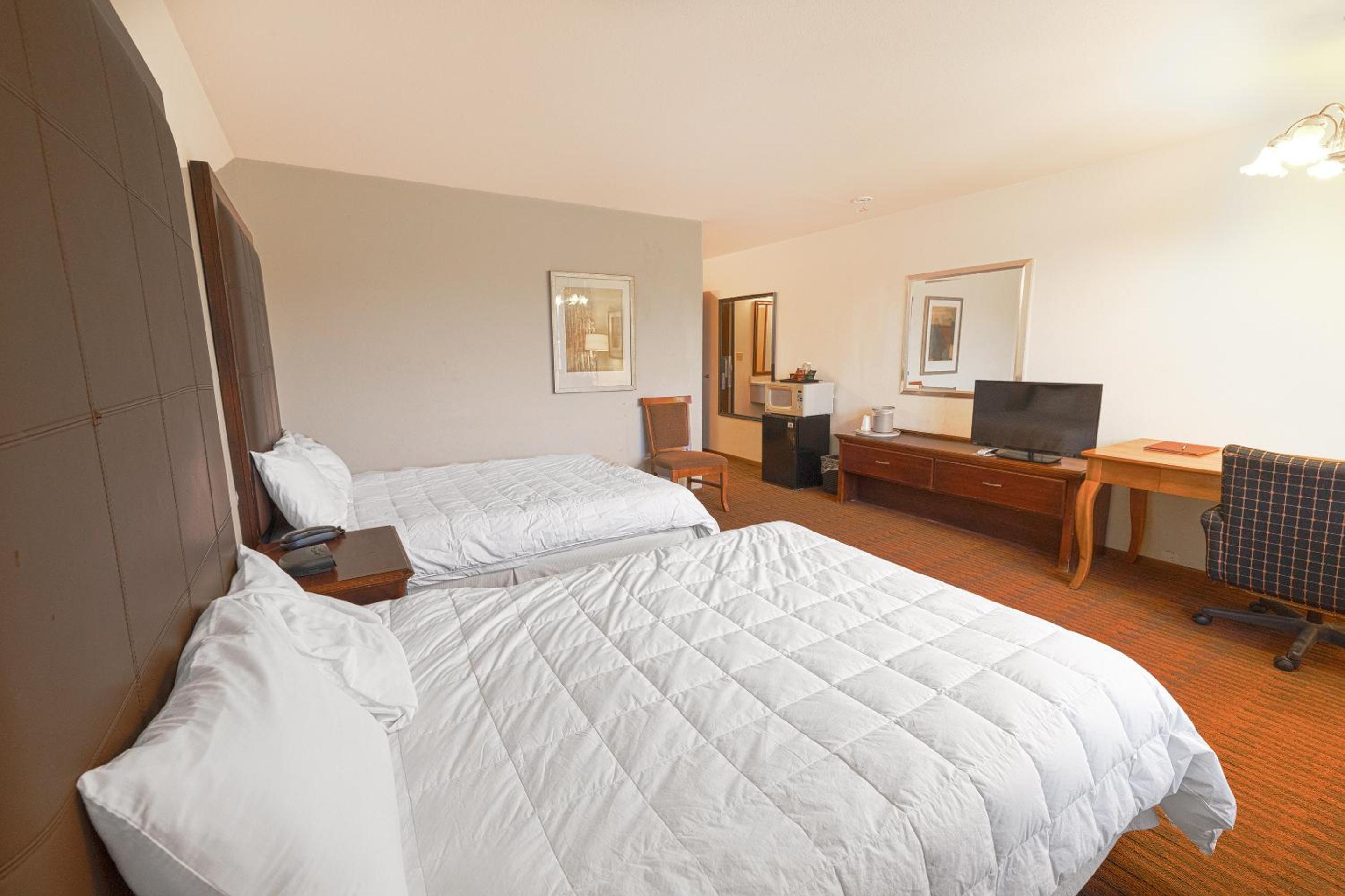 Harlan Inn and Suites By OYO Harlan - Property Image 38