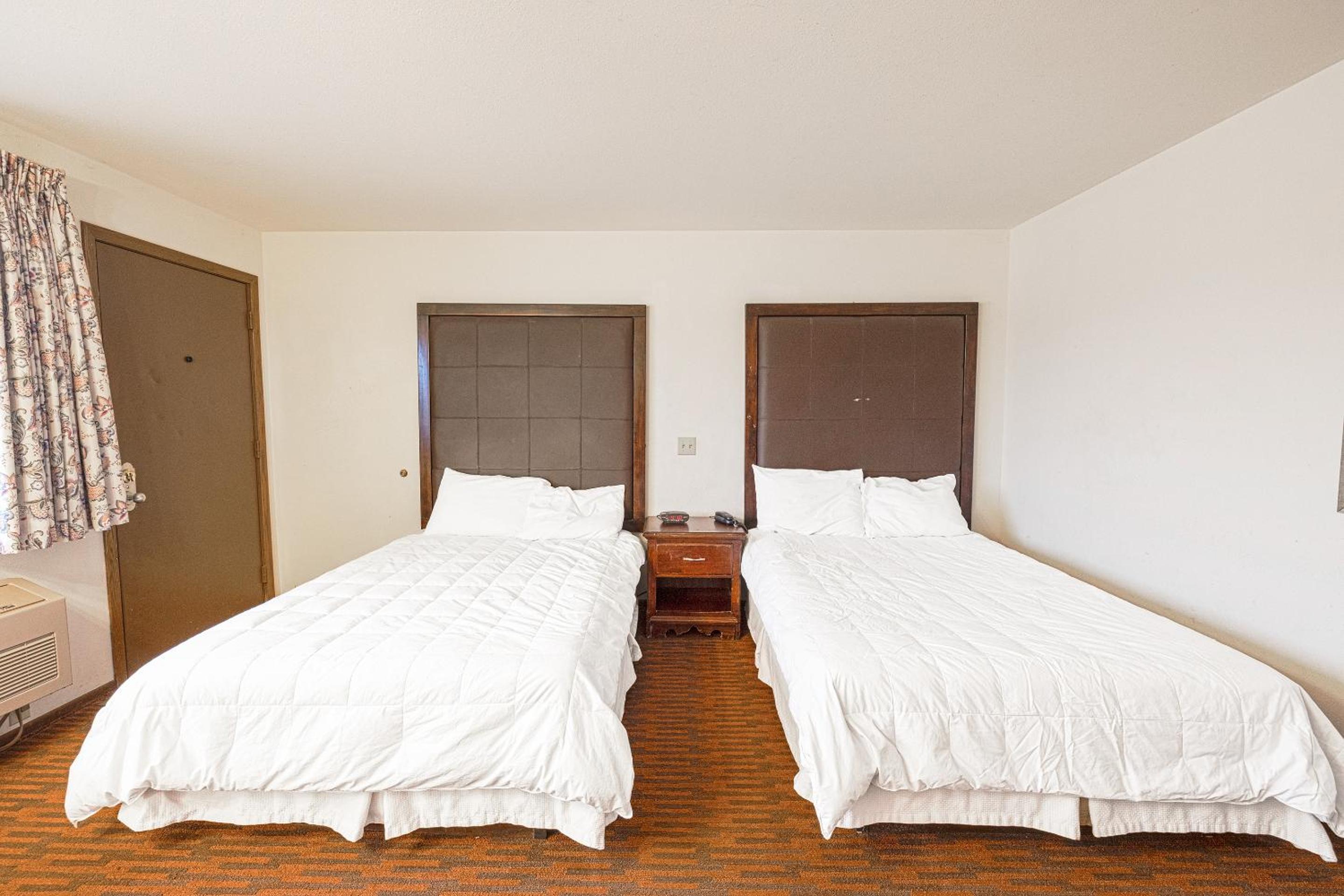 Harlan Inn and Suites By OYO Harlan - Property Image 28