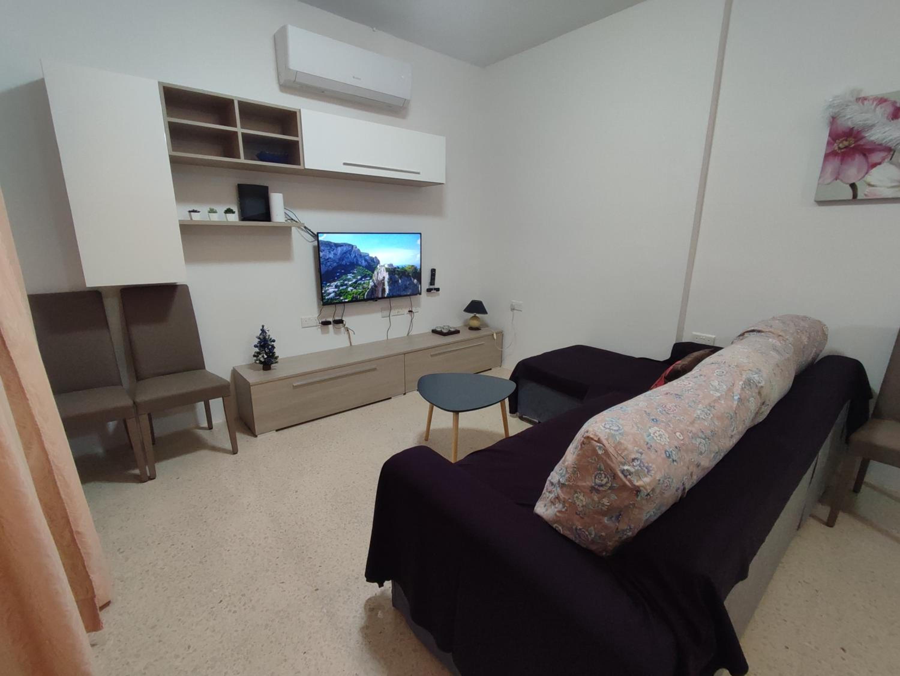 Dolphin Court 3-Bedroom Sea View Apartment in Marsaskala, Malta view 4