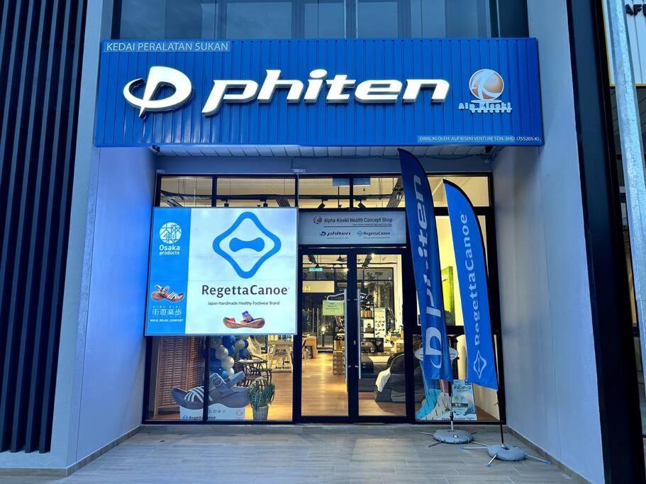 Skytrees Bukit Indah by HCK Dualkey-Unit 2Pax 4Pax