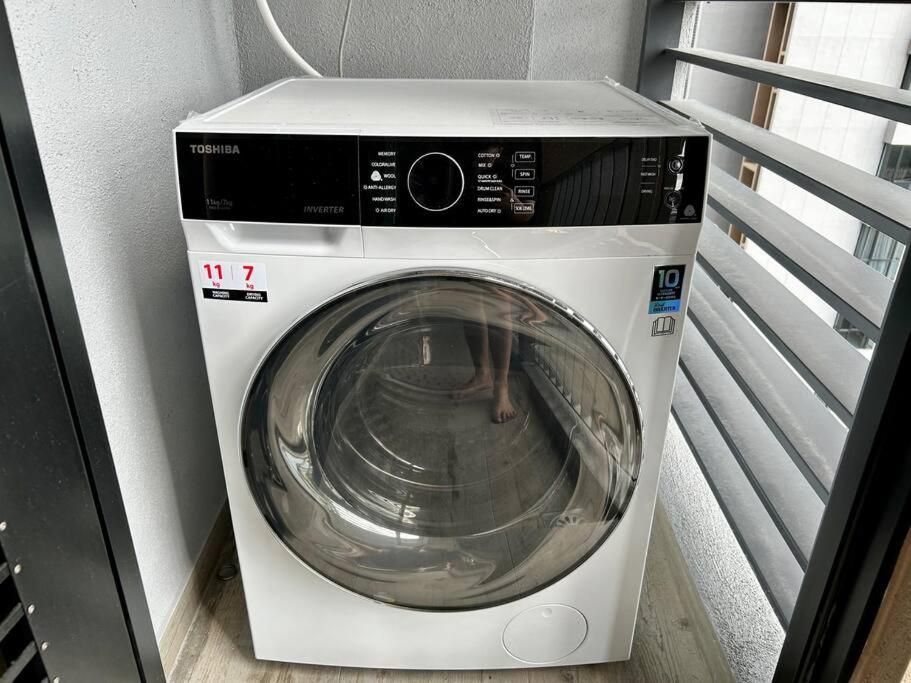 Skytrees Bukit Indah by HCK Dualkey-Unit 2Pax 4Pax
