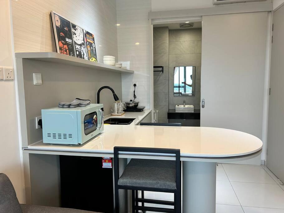 Skytrees Bukit Indah by HCK Dualkey-Unit 2Pax 4Pax