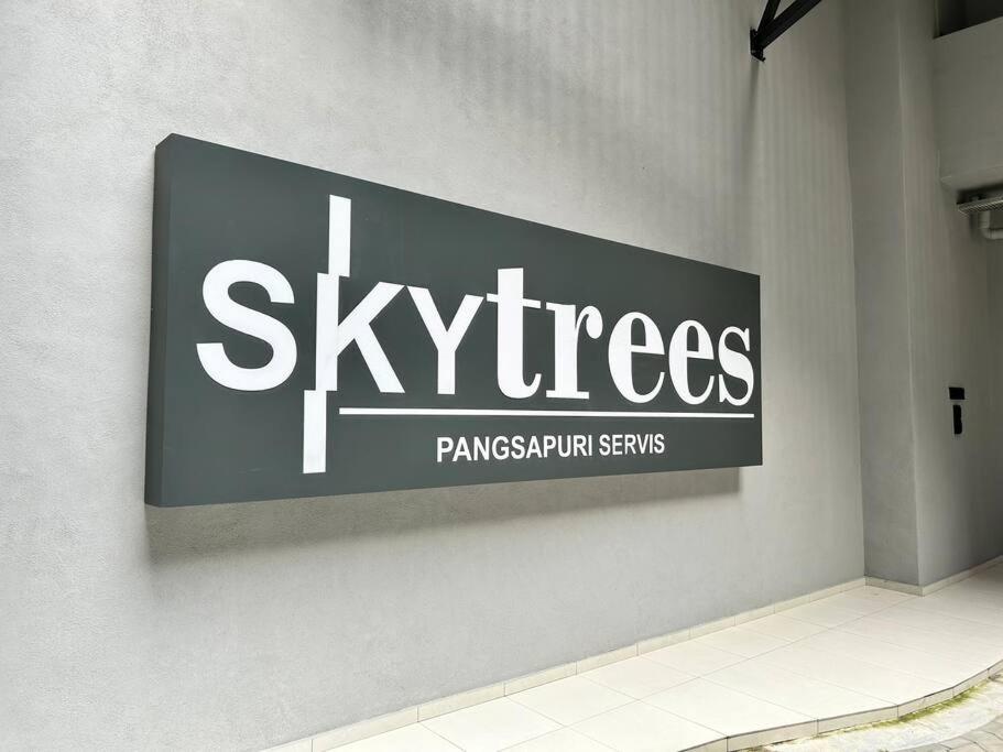 Skytrees Bukit Indah by HCK Dualkey-Unit 2Pax 4Pax