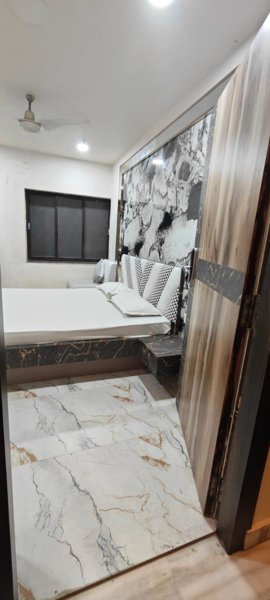 DIAMOND GUEST HOUSE view 3