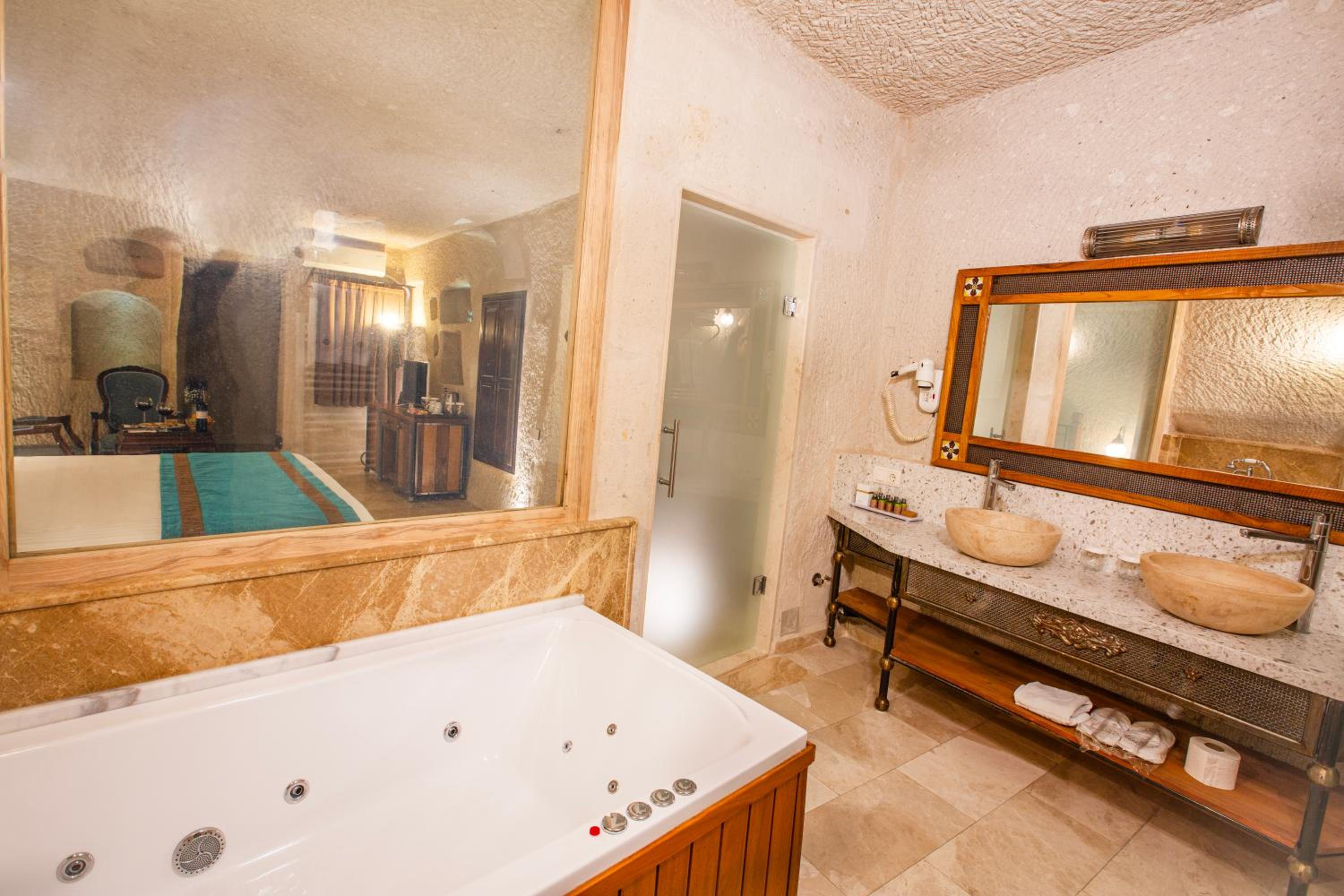 Imperial Cave Suites & Spa - Image 93