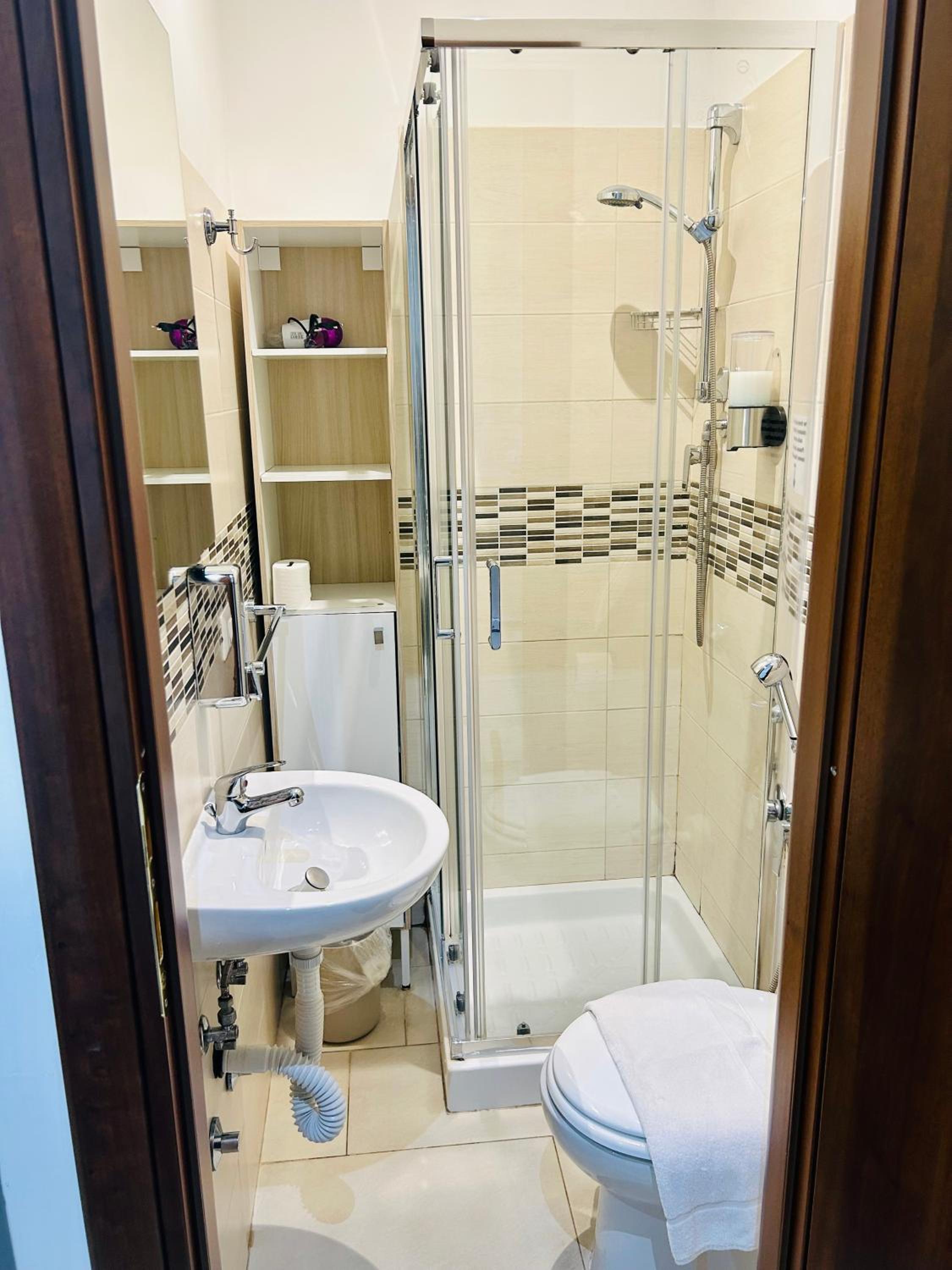 ImeraRooms en Rome — bathroom
