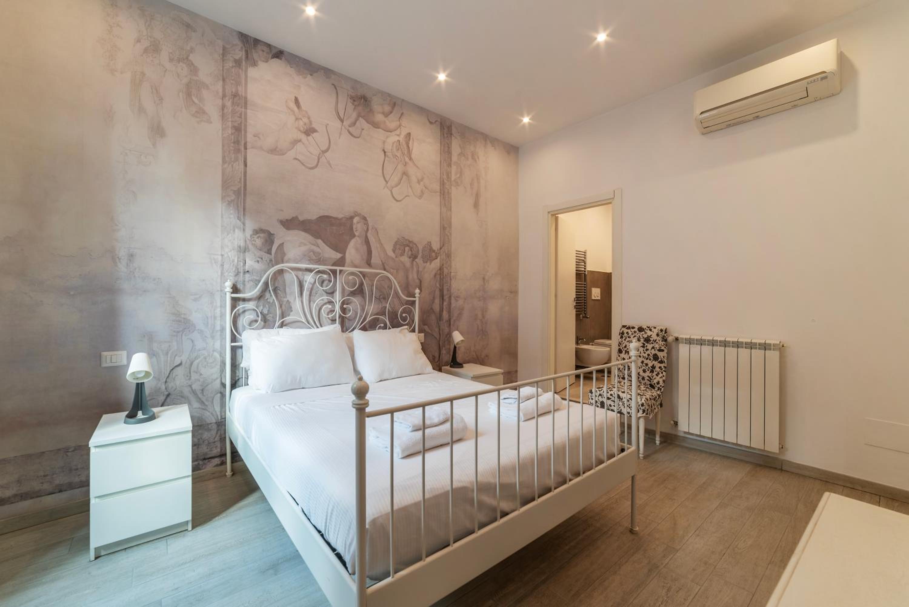 Major 93 Guesthouse
