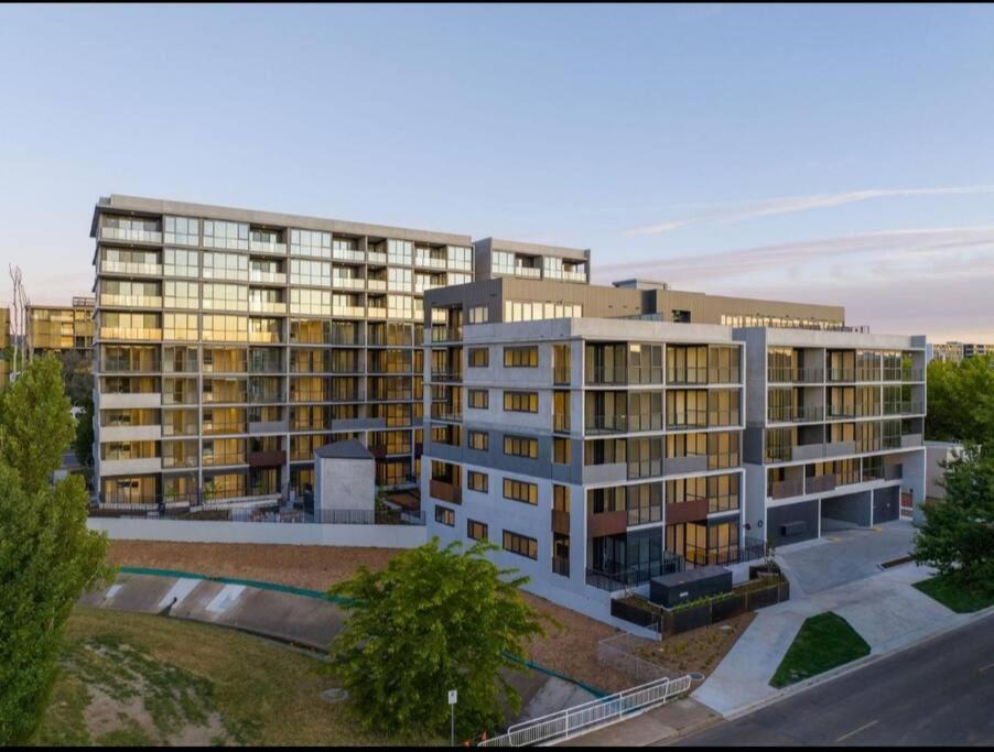 Brand New 2B1B Apt @ Inner North of Canberra