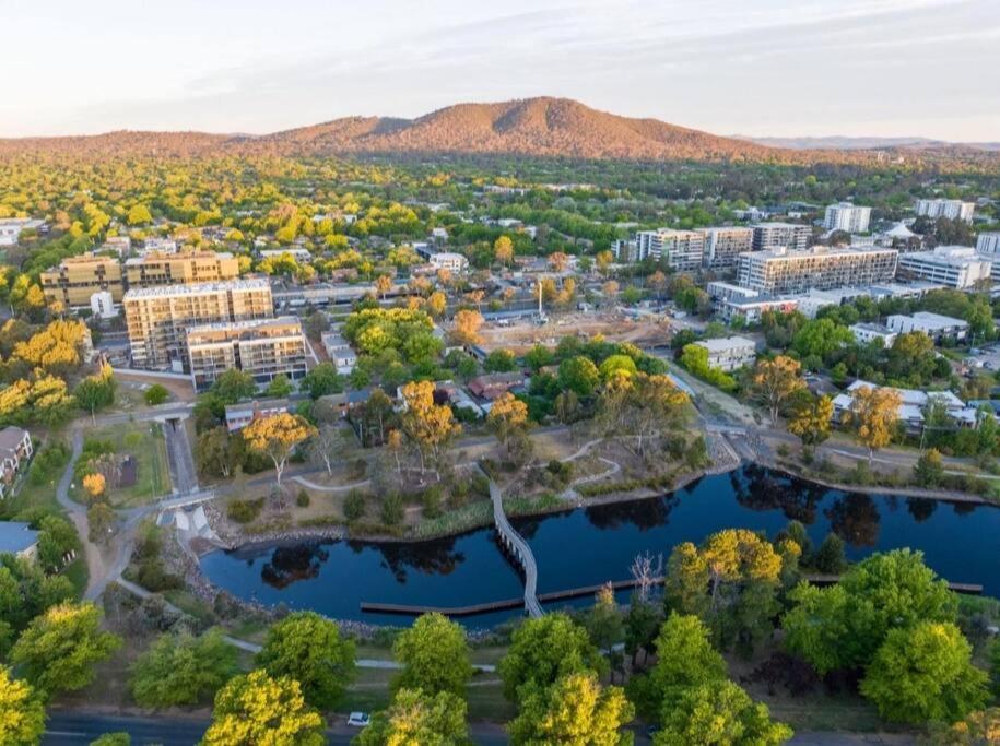 Brand New 2B1B Apt @ Inner North of Canberra