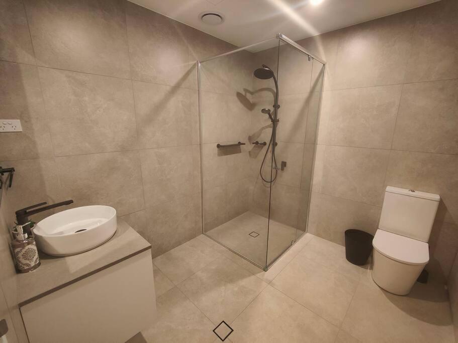 Brand New 2B1B Apt @ Inner North of Canberra