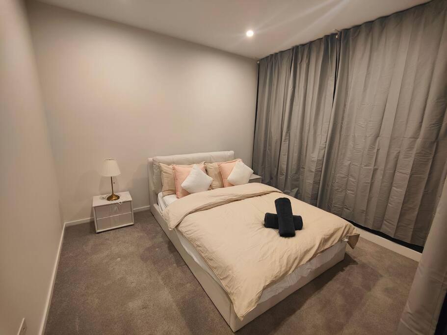 Brand New 2B1B Apt @ Inner North of Canberra