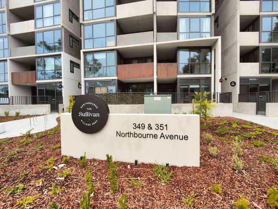 Brand New 2B1B Apt @ Inner North of Canberra