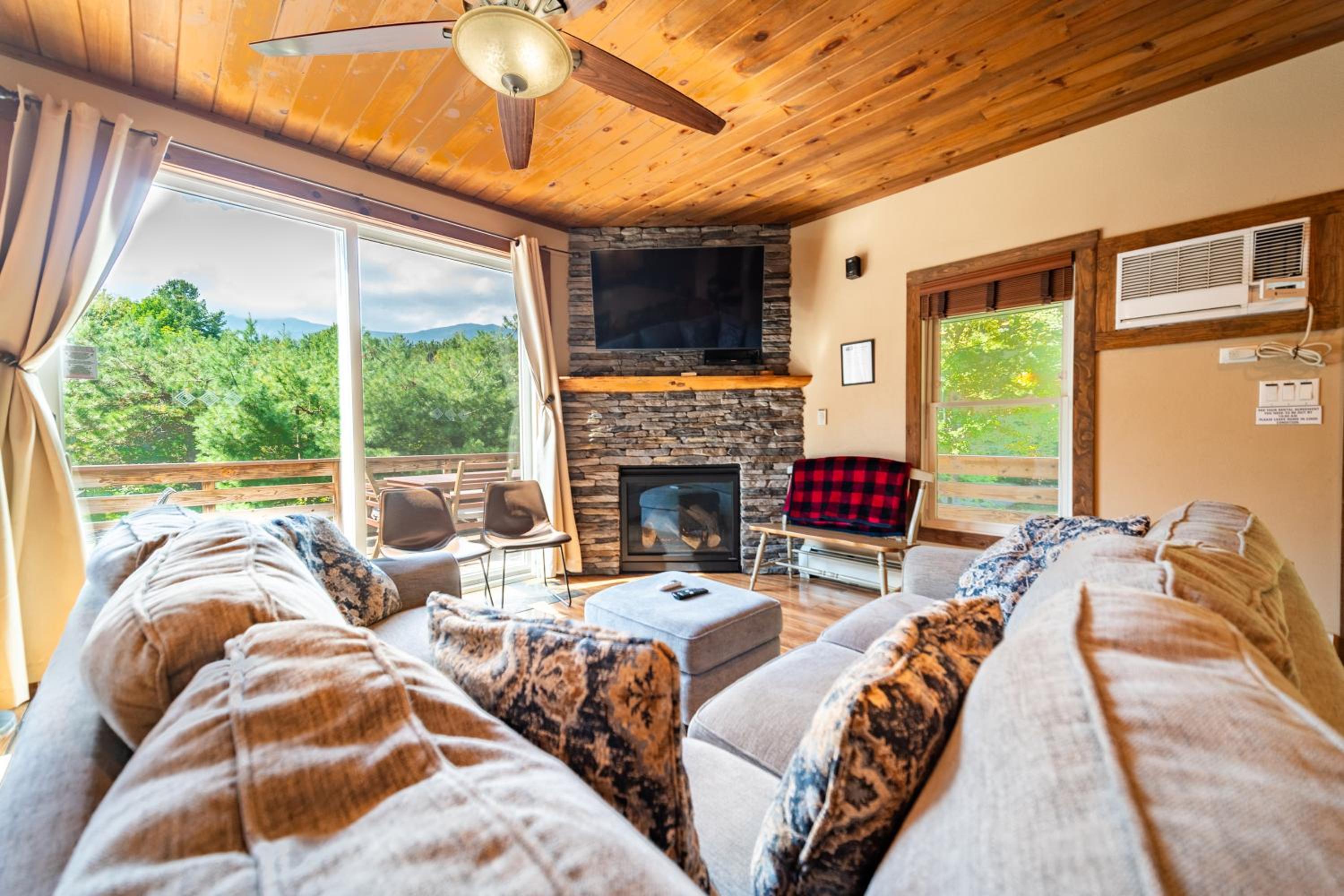 Whiteface Mountain Chalet view 4