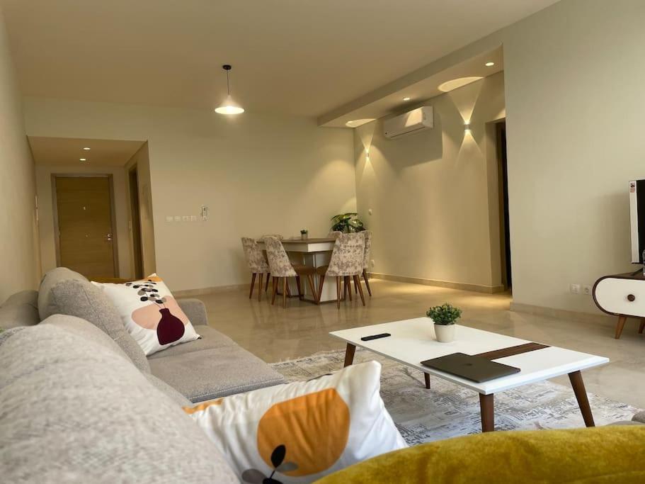 Access-Apartment with garden and shared pool