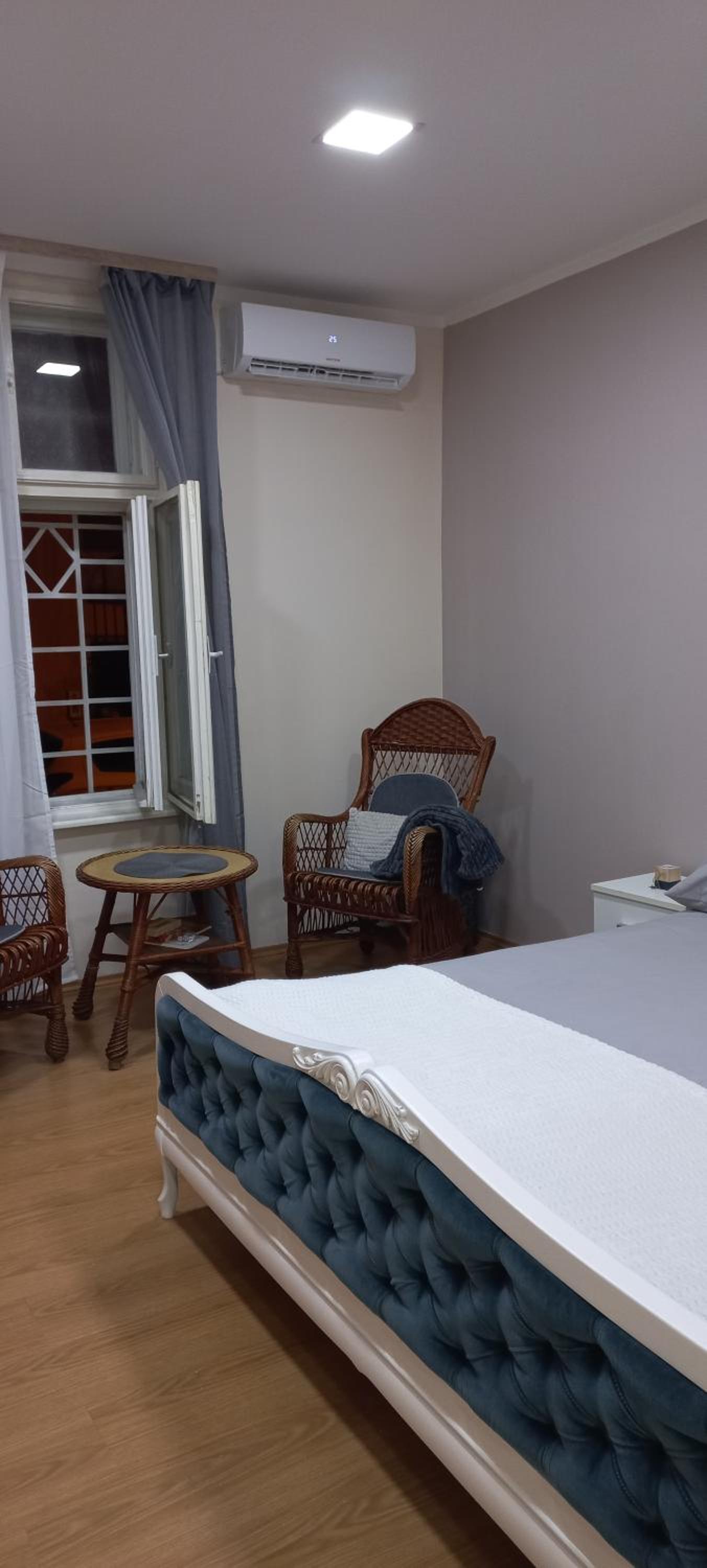 ANGIE apartment